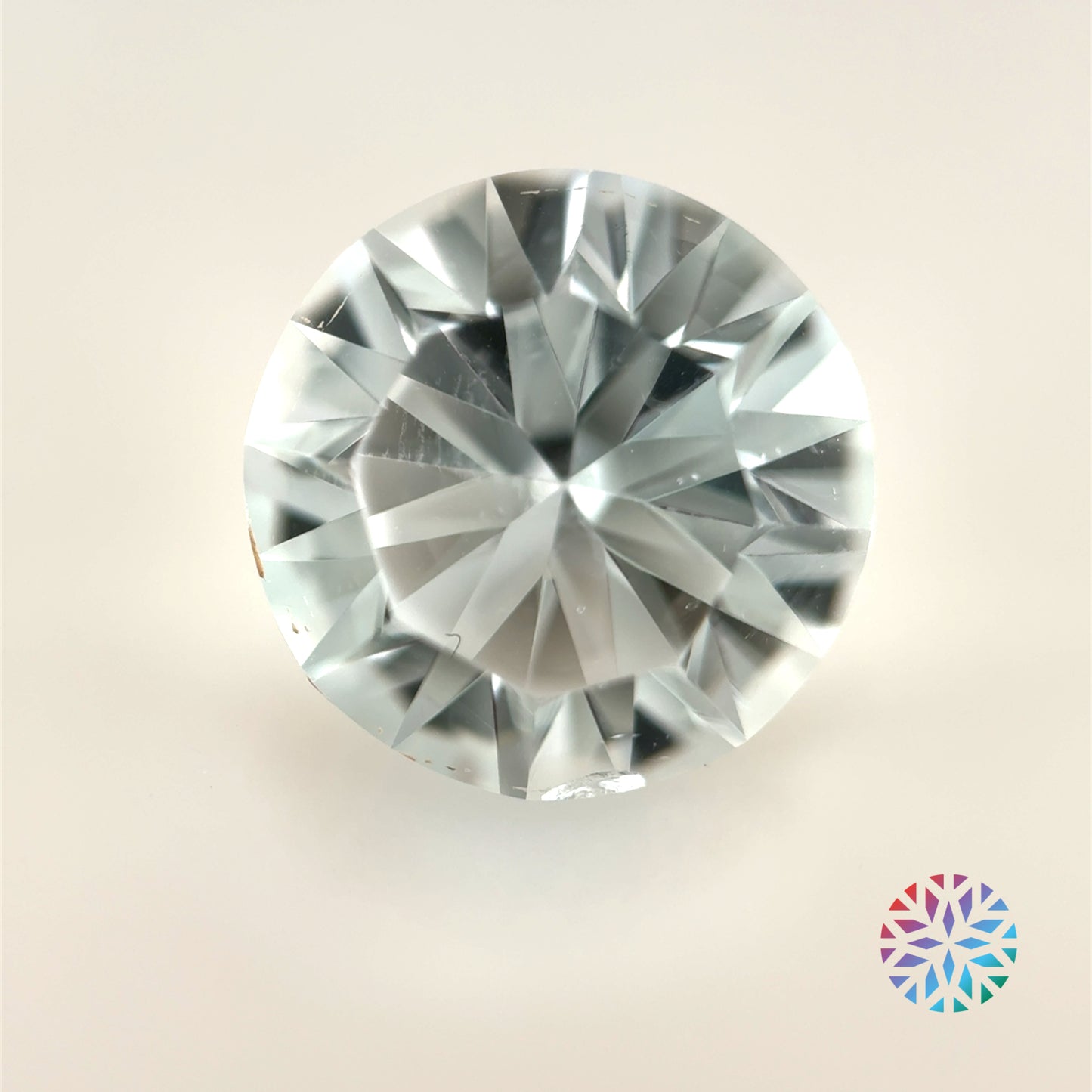 White Topaz- Round, 4.79ct, 10.4 x 10.4 x 6.8mm