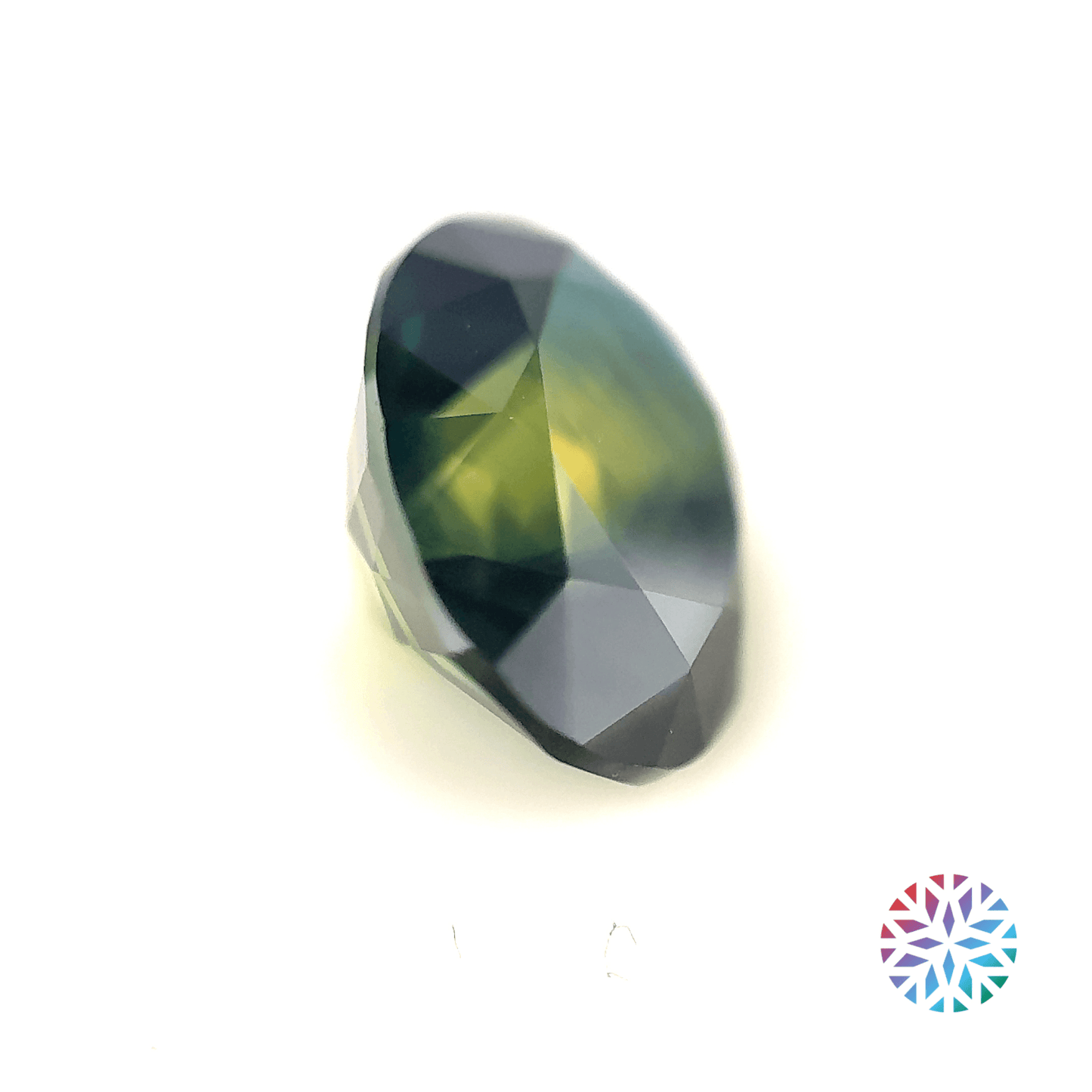 Parti Sapphire- Oval, 6.67ct, 12.3 x 9.9 x 7.2mm, (N)