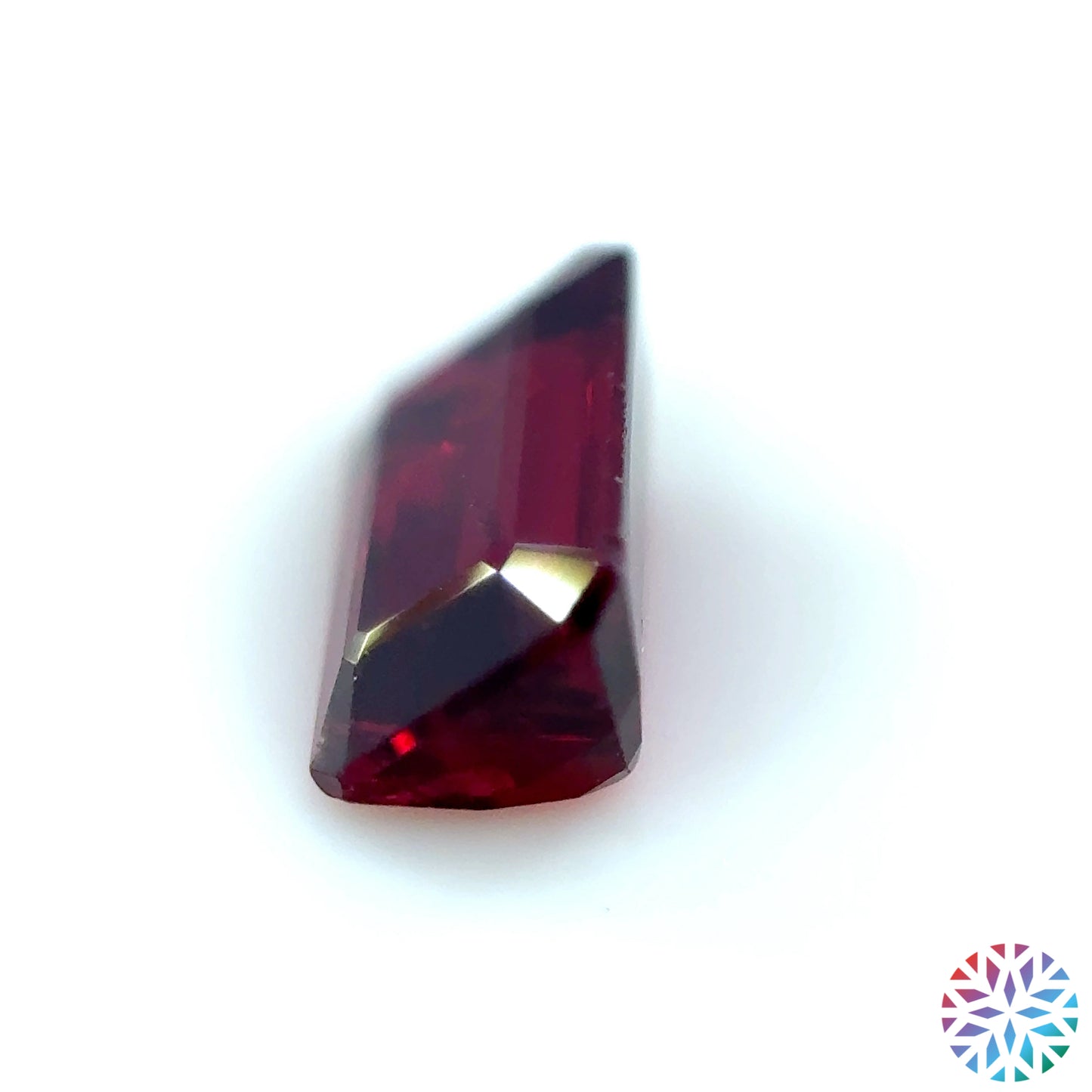 Ruby- Emerald, 1.58ct, 8.1 x 5.0 x 3.6mm, (N)