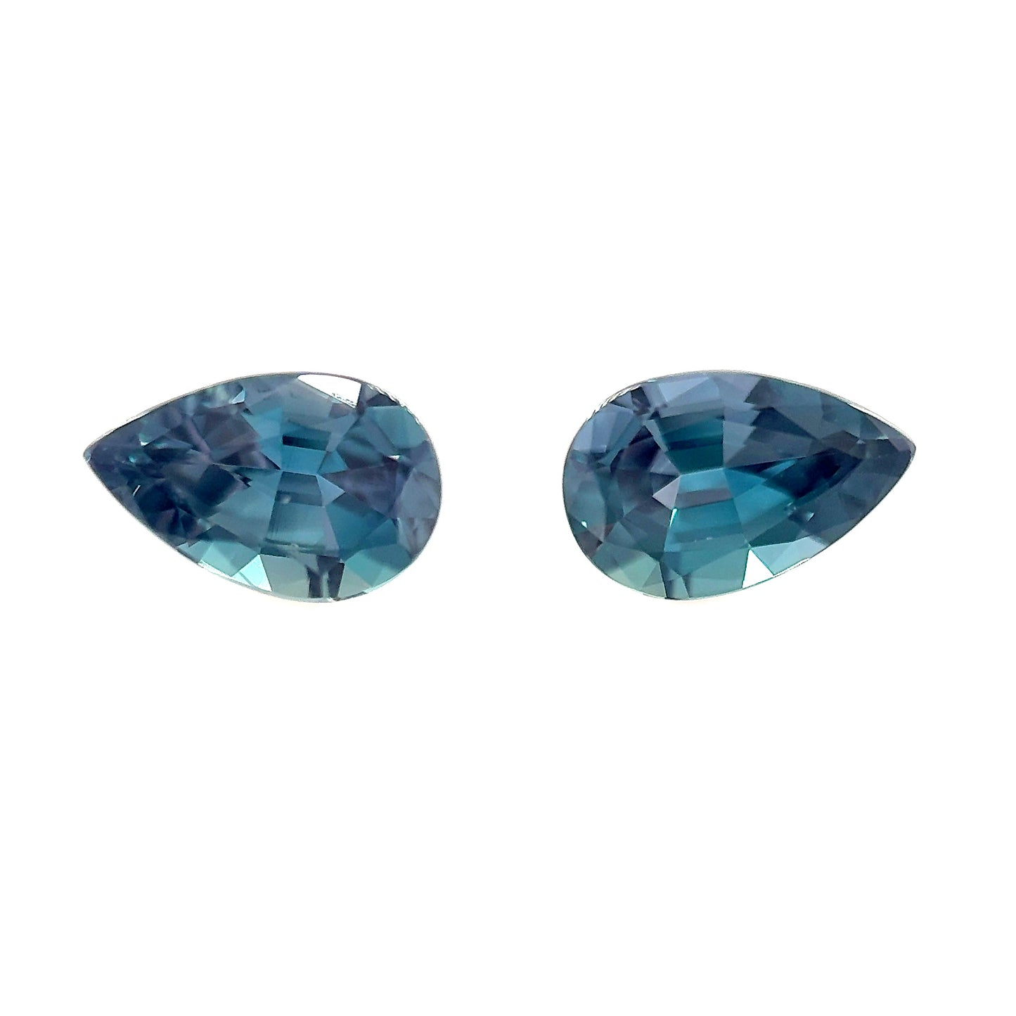 Alexandrite pair - Pear, 1.28ct, 6.9 x 4.5mm, (C)