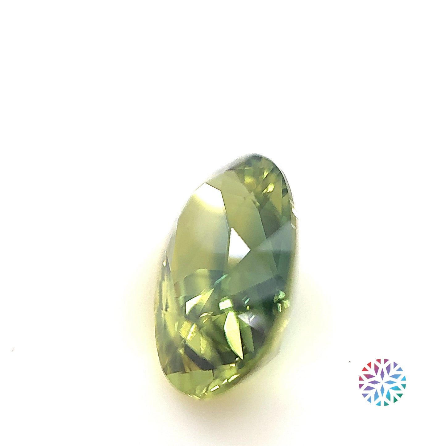 Parti Sapphire- Oval, 4.13ct, 12.4 x 8.1 x 5.6mm