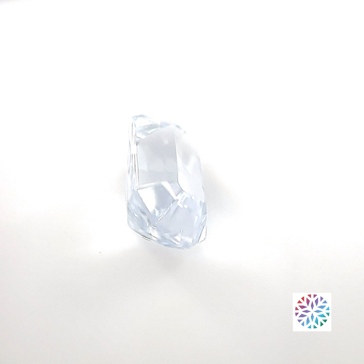 White Sapphire- Emerald, 3.36ct, 9.6 x 6.4 x 5.3mm, (C)
