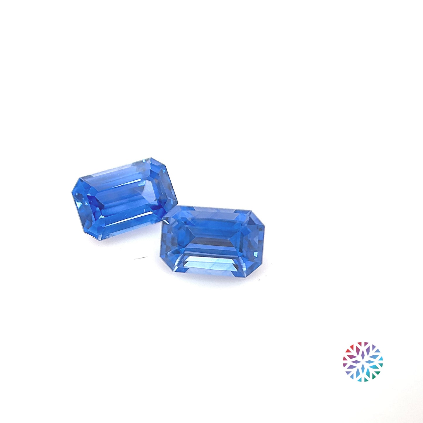 Blue Sapphire pair - Emerald, 2.62ct, 7.2 x 4.8mm