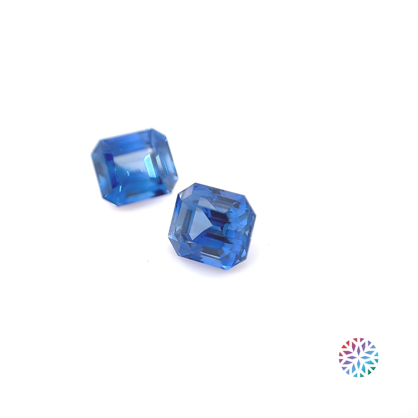 Blue Sapphire pair - Emerald, 2.51ct, 6.1 x 5.5mm
