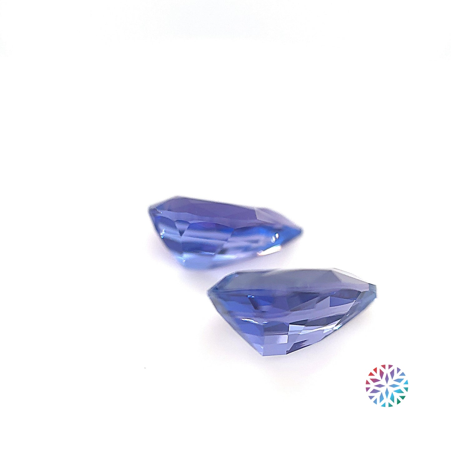 Tanzanite pair - Pear, 5.71ct, 12.0 x 7.0mm