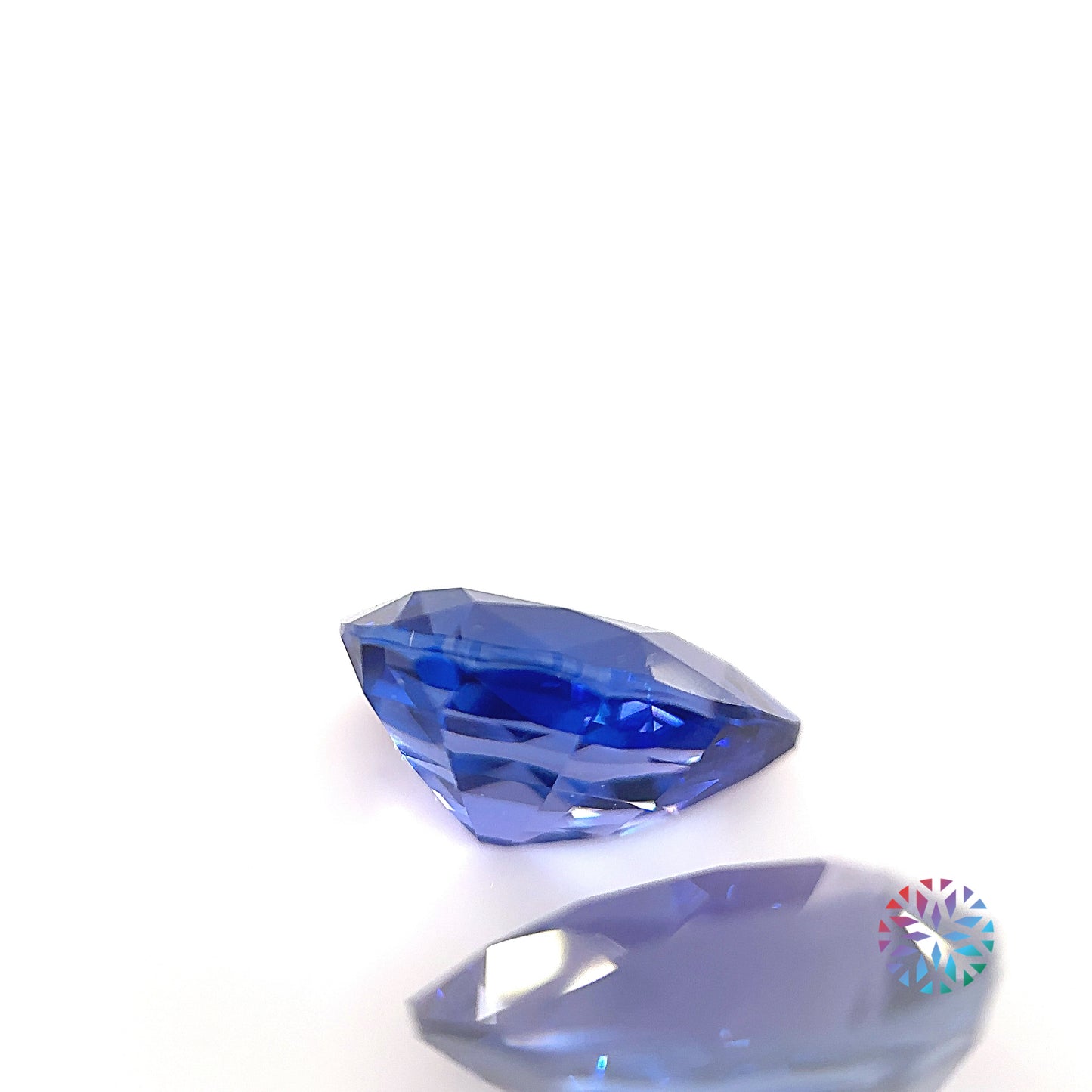 Tanzanite pair - Pear, 8.67ct, 12.5 x 8.5mm