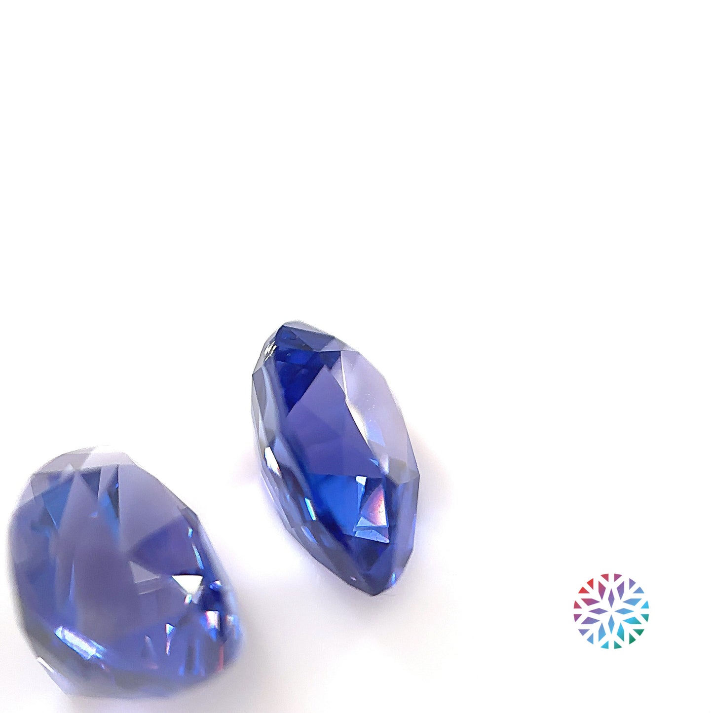 Tanzanite pair - Pear, 8.67ct, 12.5 x 8.5mm