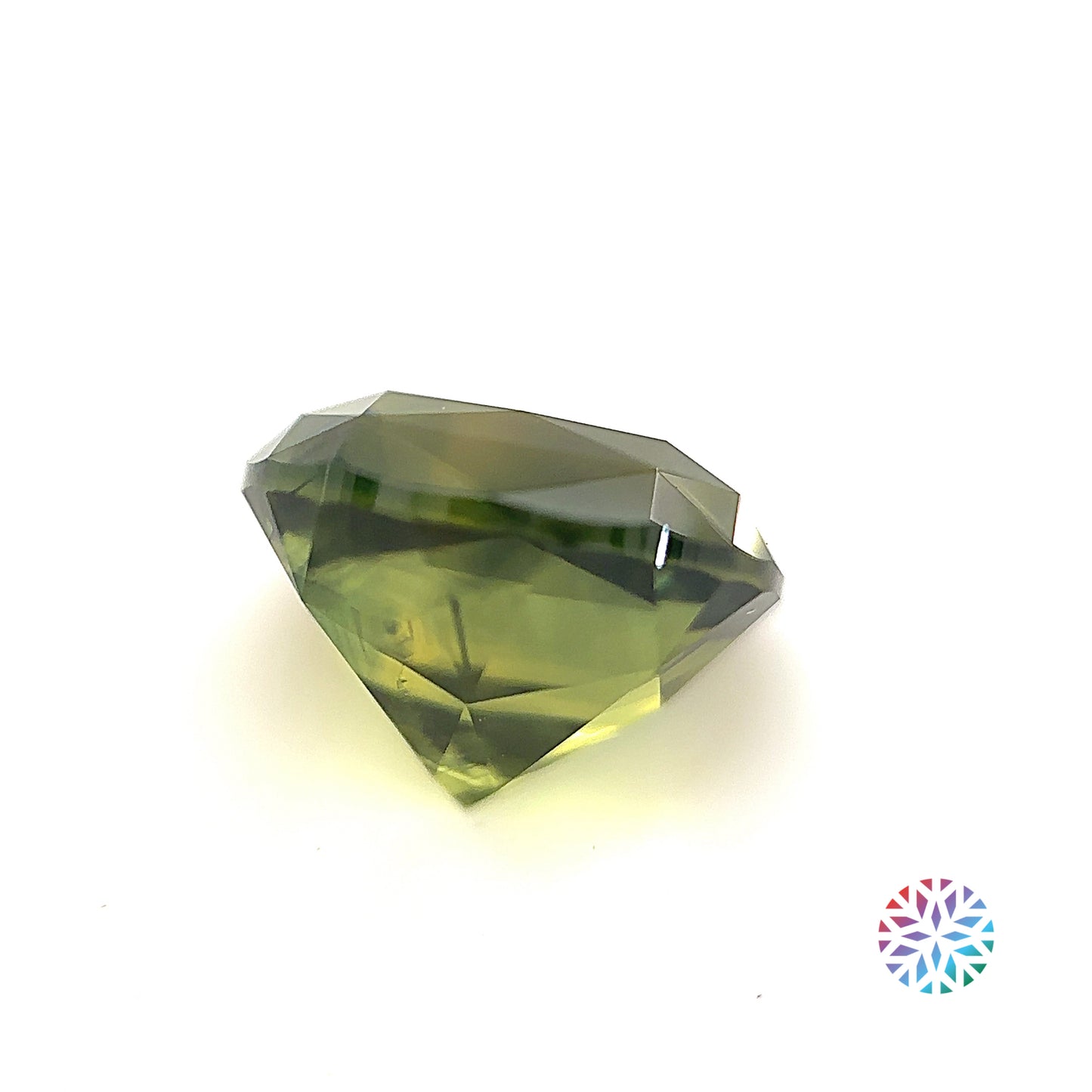 Green Sapphire- Cushion, 5.52ct, 10.0 x 8.9 x 7.1mm