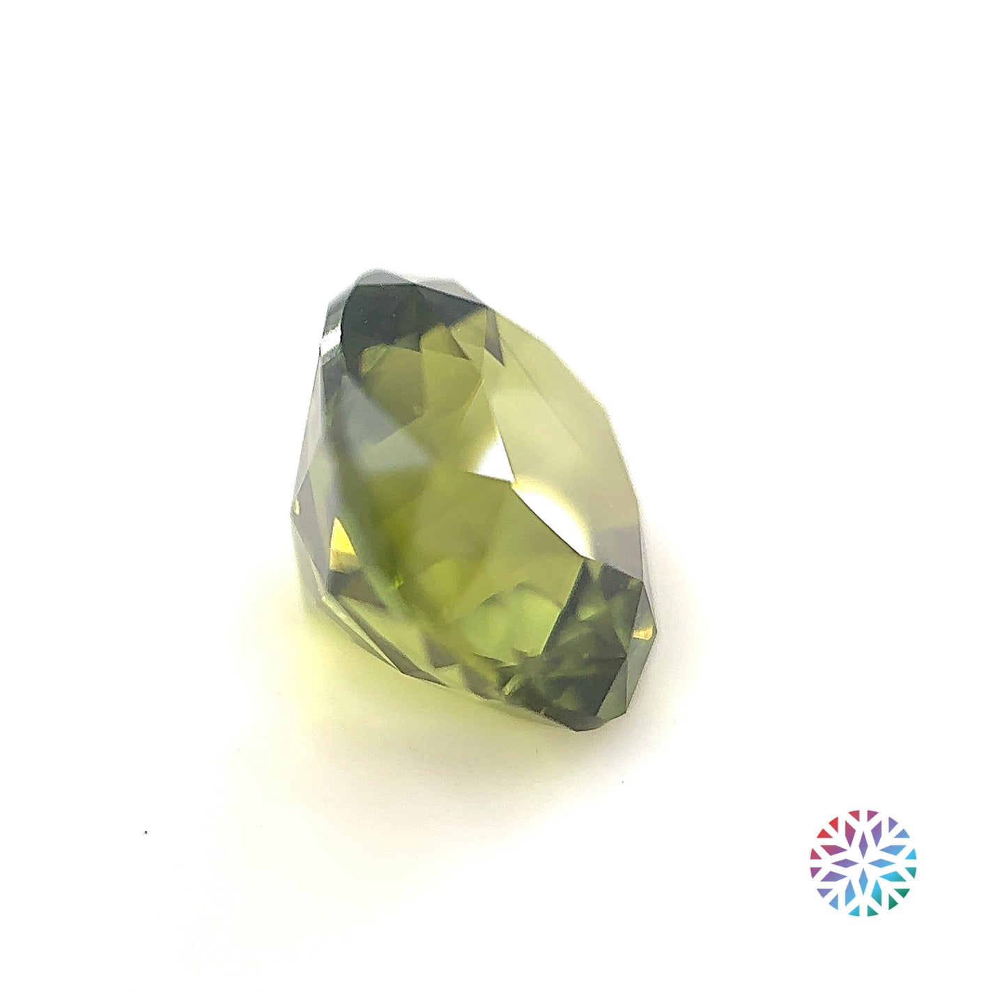 Green Sapphire- Cushion, 5.52ct, 10.0 x 8.9 x 7.1mm