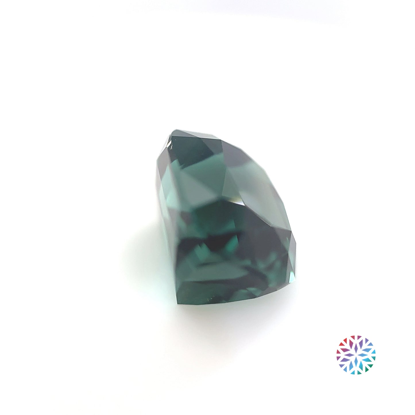 B/G Tourmaline- Cushion, 6.57ct, 10.8 x 9.6 x 7.9mm
