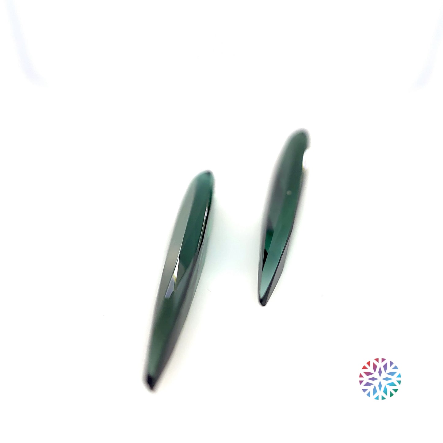 B/G Tourmaline pair - Pear, 3.98ct, 23.0 x 4.1mm