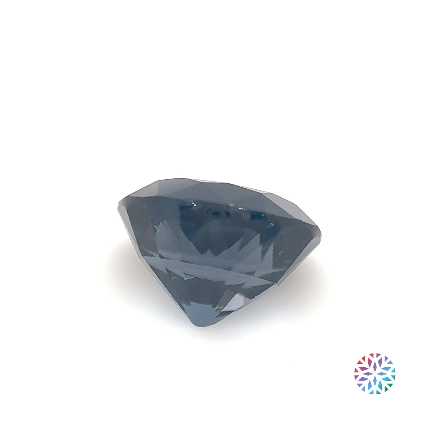 Grey Spinel- Oval, 4.02ct, 10.2 x 8.2 x 6.9mm