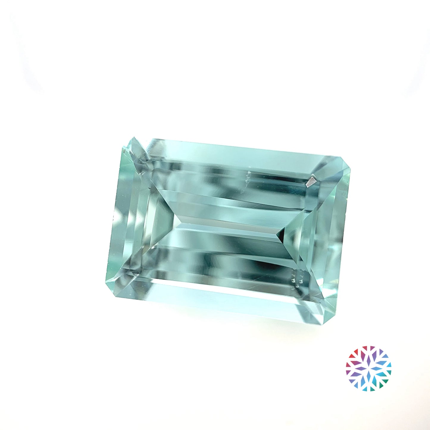 Green Aquamarine- Emerald, 11.37ct, 17.5 x 12.5 x 7.8mm