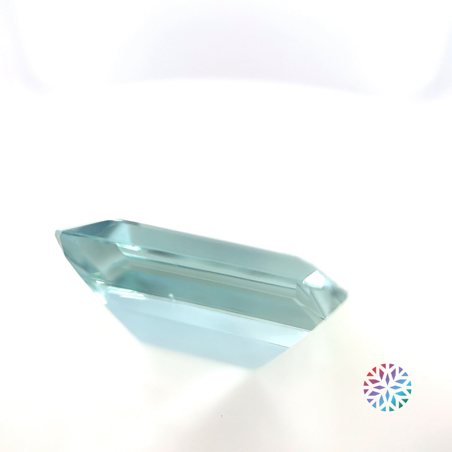 Green Aquamarine- Emerald, 11.37ct, 17.5 x 12.5 x 7.8mm