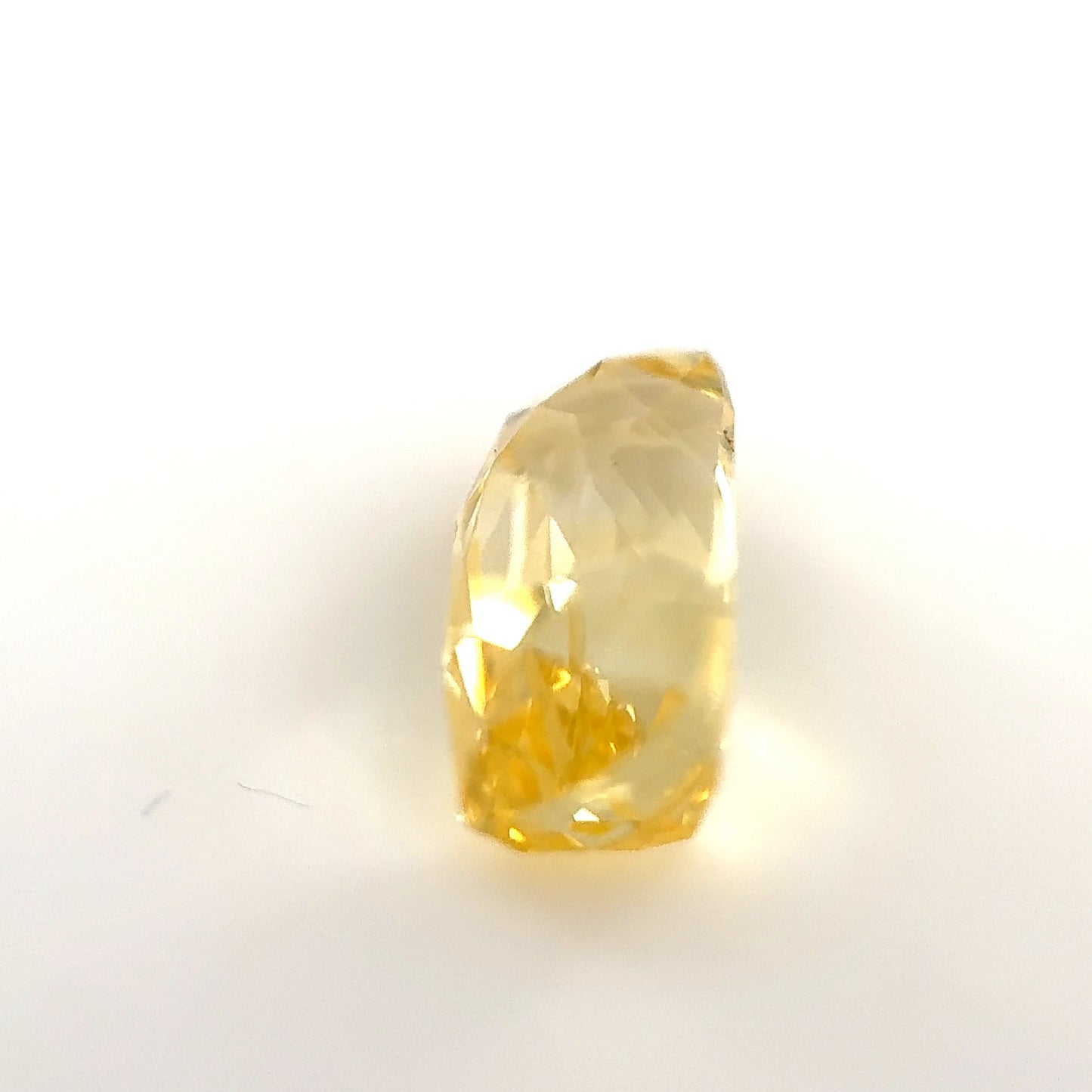 Yellow Sapphire- Cushion, 2.64ct, 10.0 x 5.5 x 4.6mm, (N)