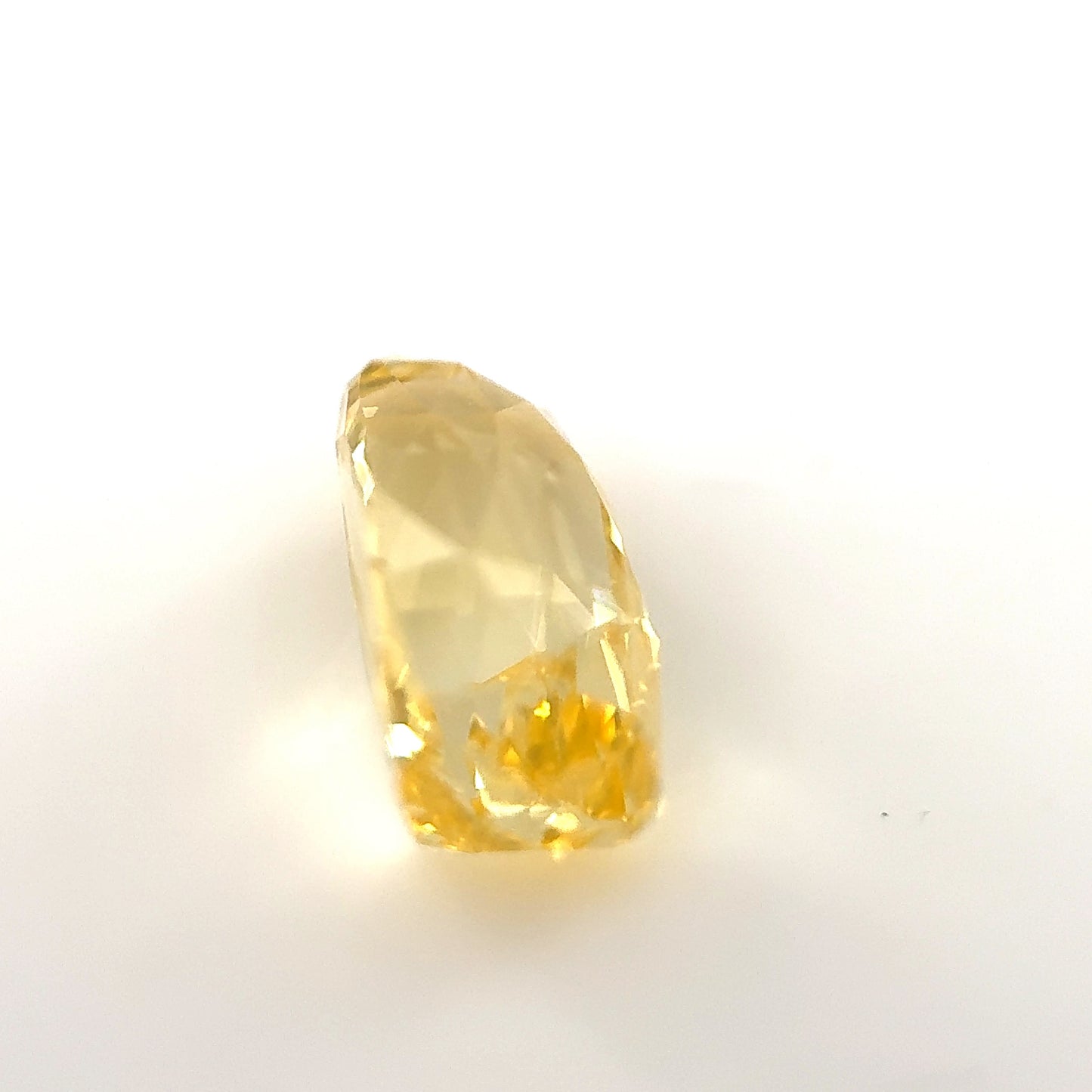 Yellow Sapphire- Cushion, 2.64ct, 10.0 x 5.5 x 4.6mm, (N)