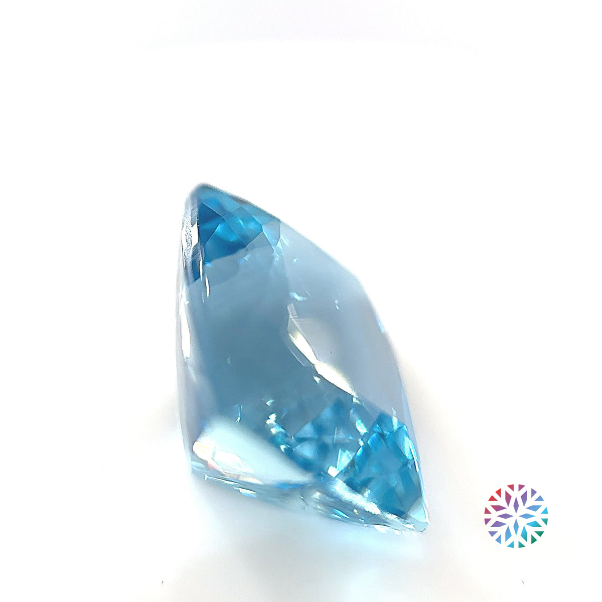 Aquamarine- Cushion, 9.84ct, 14.1 x 11.7 x 8.9mm