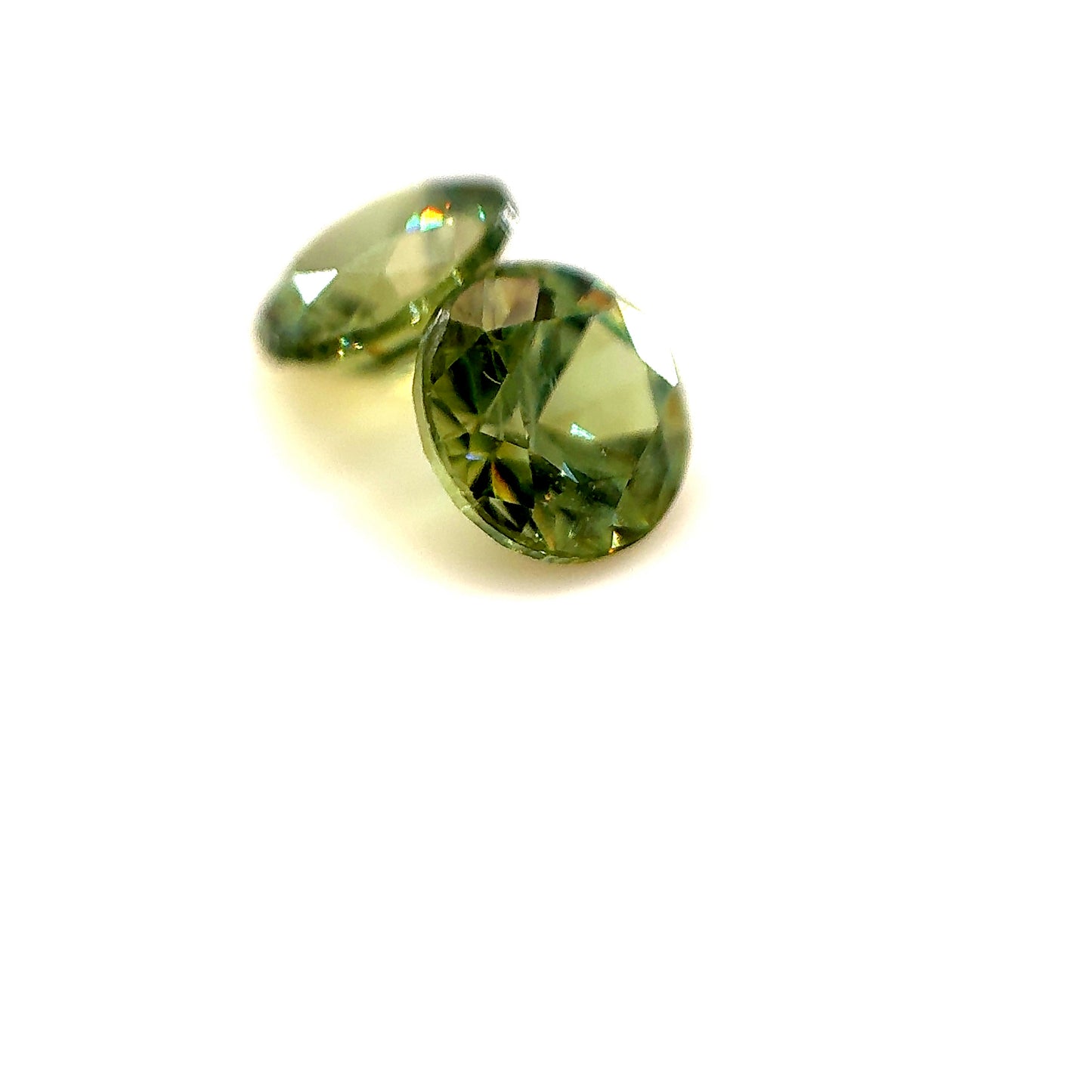 Demantoid pair - Round, 1.29ct, 5.1 x 5.1mm