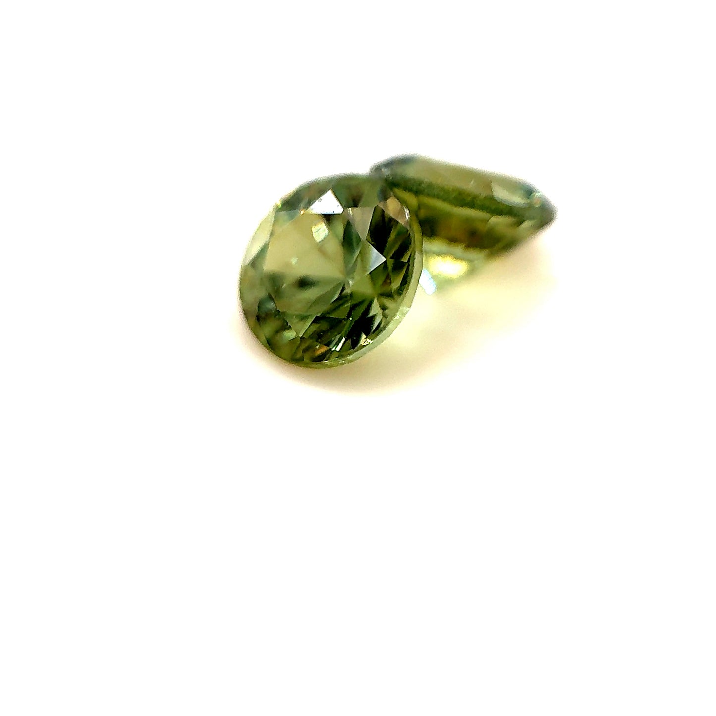Demantoid pair - Round, 1.29ct, 5.1 x 5.1mm