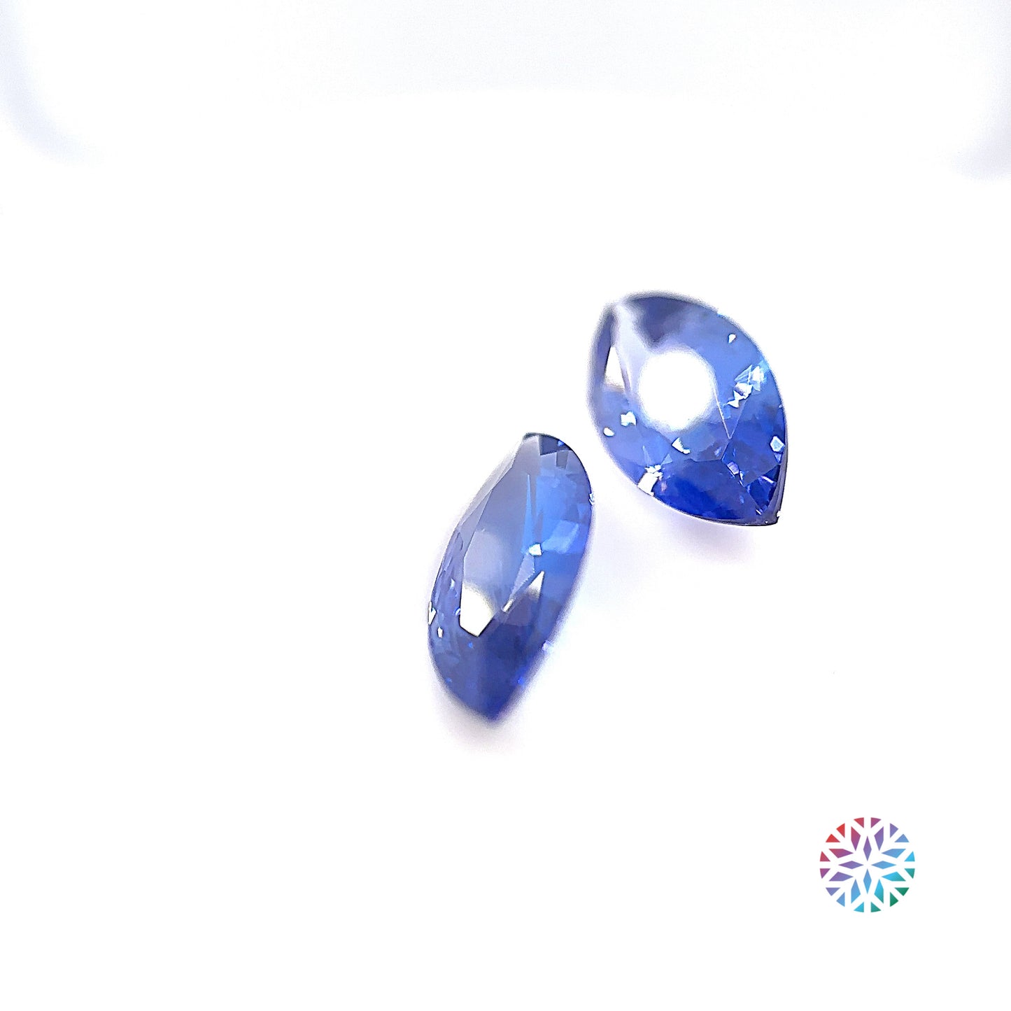 Tanzanite pair - Oval, 3.78ct, 13.2 x 6.6mm