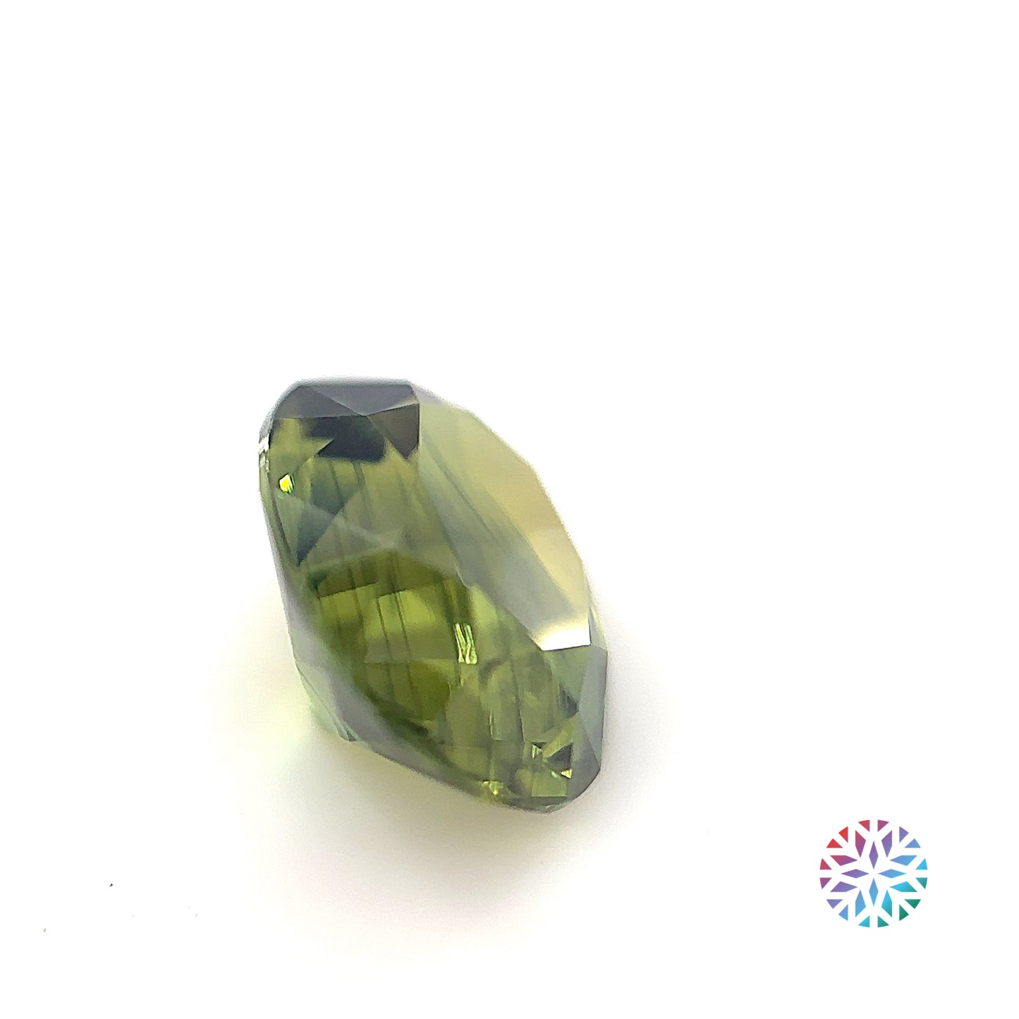 Parti Sapphire- Oval, 4.24ct, 10.7 x 8.8 x 5.7mm