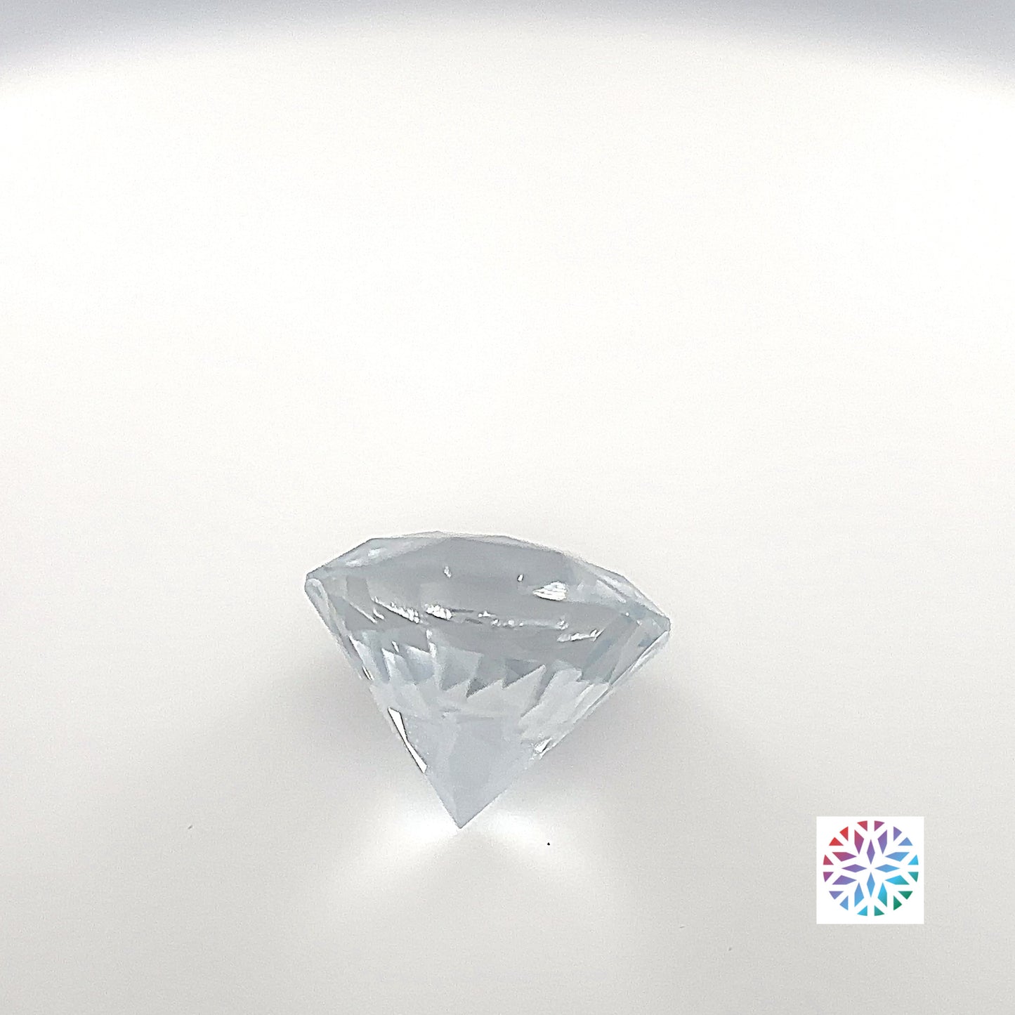 White Sapphire- Round, 3.29ct, 8.7 x 8.7 x 6.6mm, (N)
