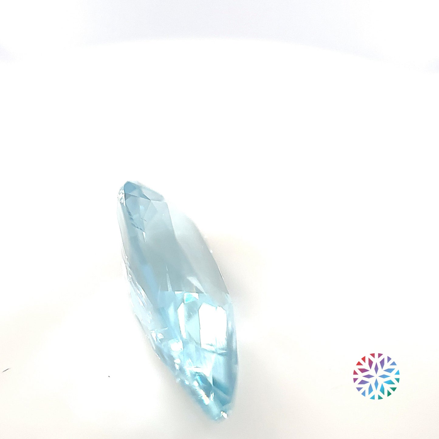 Aquamarine- Pear, 4.38ct, 17.3 x 9.0 x 5.6mm