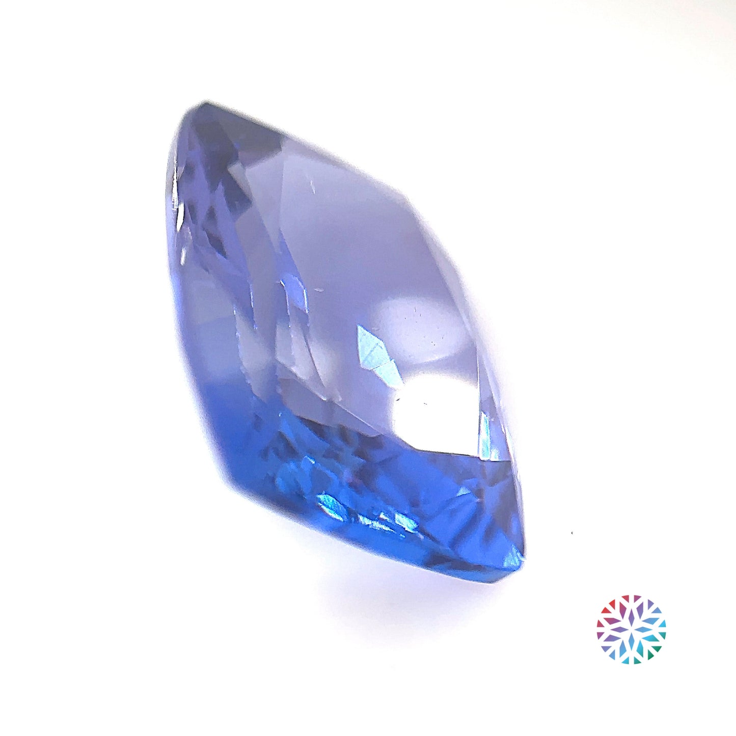 Tanzanite- Cushion, 6.09ct, 13.0 x 10.1 x 6.0mm