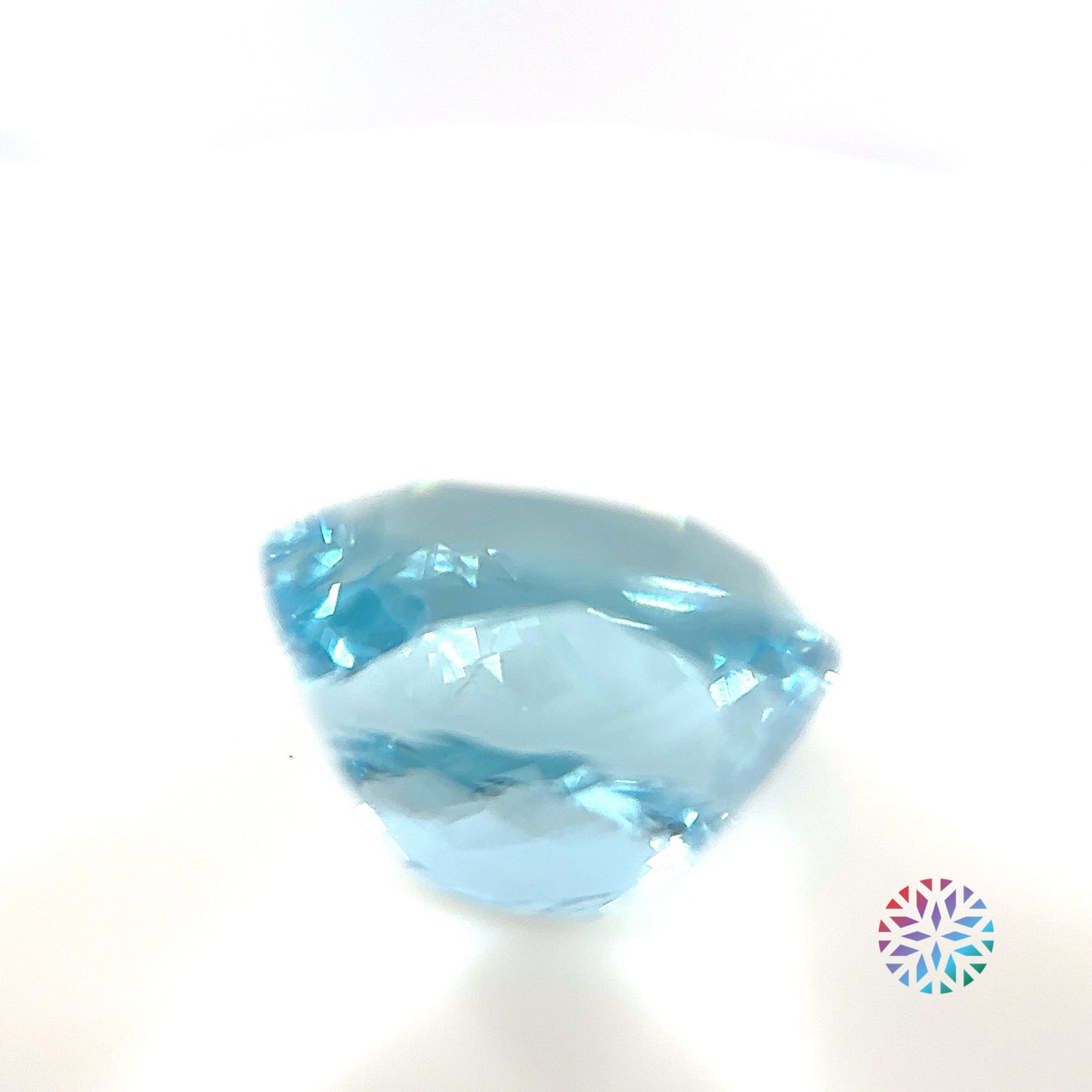 Aquamarine- Cushion, 10.54ct, 13.7 x 13.0 x 9.5mm