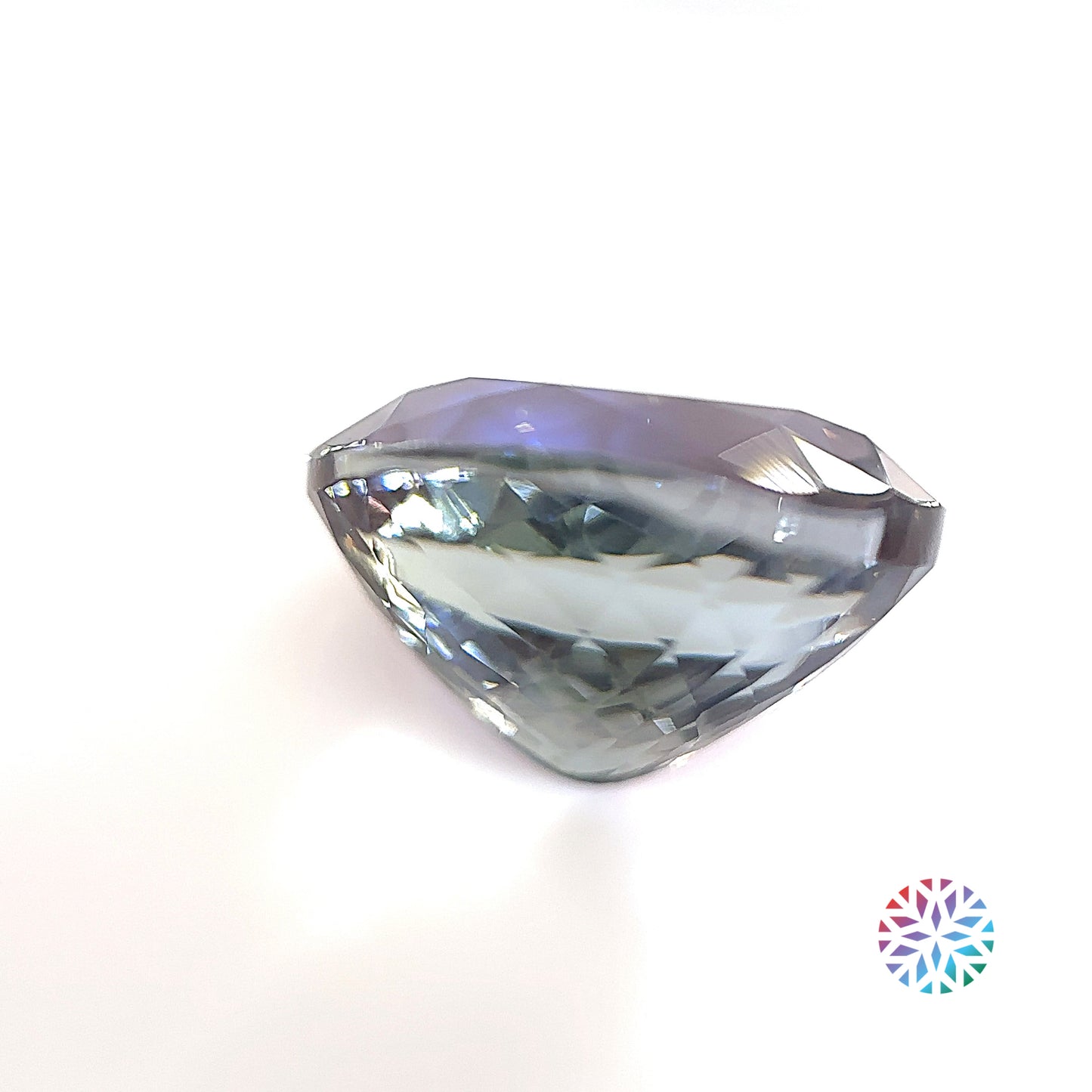Fancy Tanzanite- Oval, 8.65ct, 13.7 x 10.3 x 8.5mm, (N)