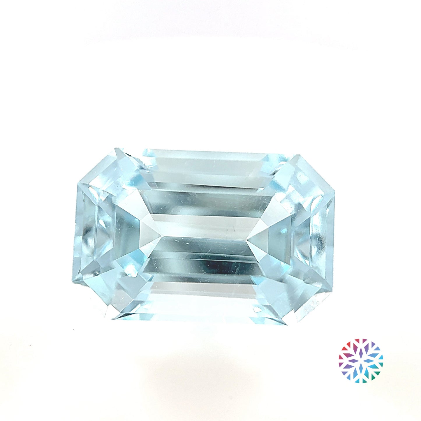 Aquamarine- Emerald, 9.76ct, 15.9 x 10.7 x 8.6mm