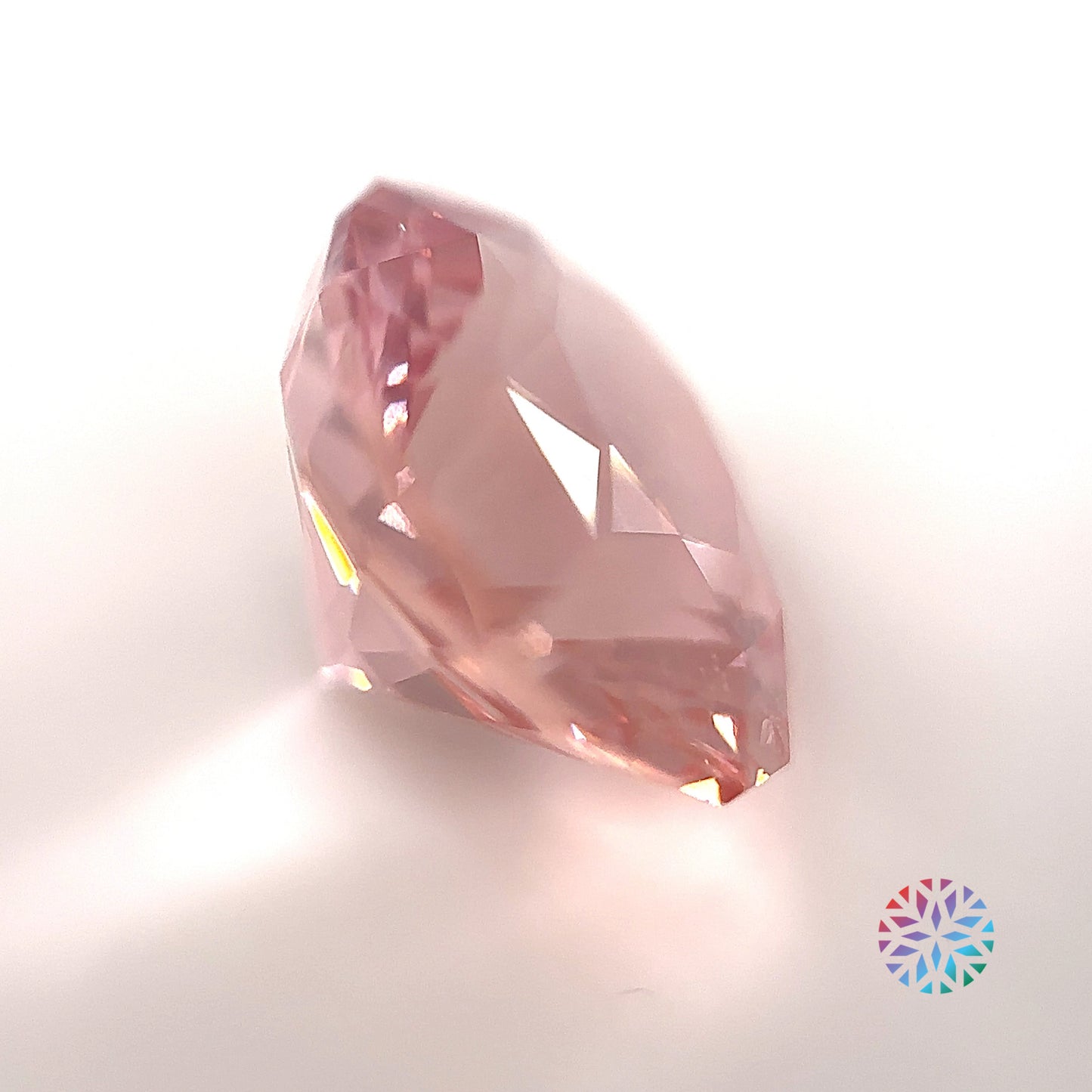 Pink Morganite- Oval, 6.84ct, 13.9 x 11.5 x 8.4mm