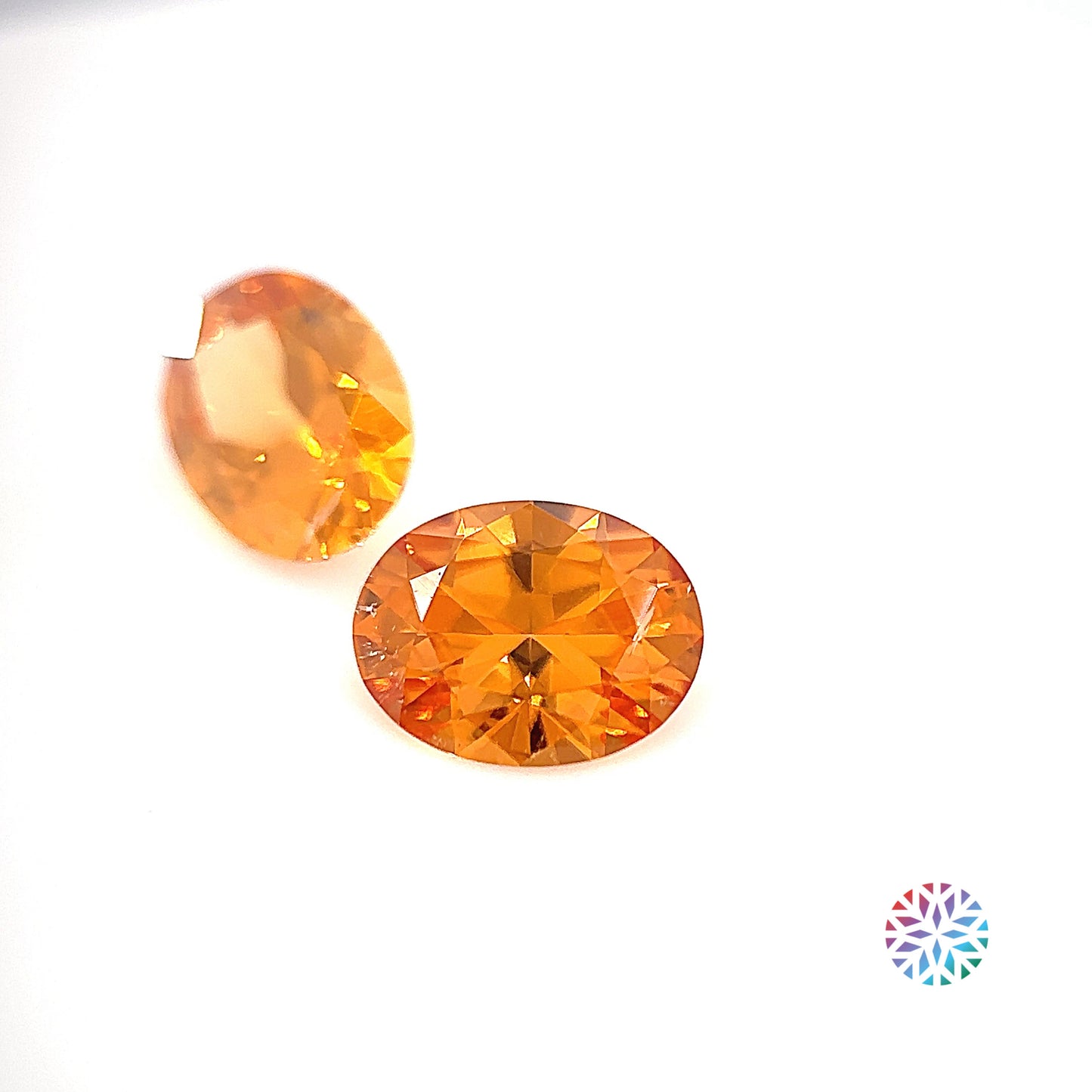 Spessartite pair - Oval, 2.49ct, 7.8 x 6.0mm