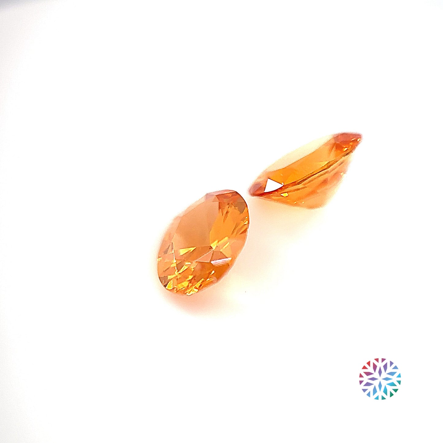 Spessartite pair - Oval, 2.49ct, 7.8 x 6.0mm
