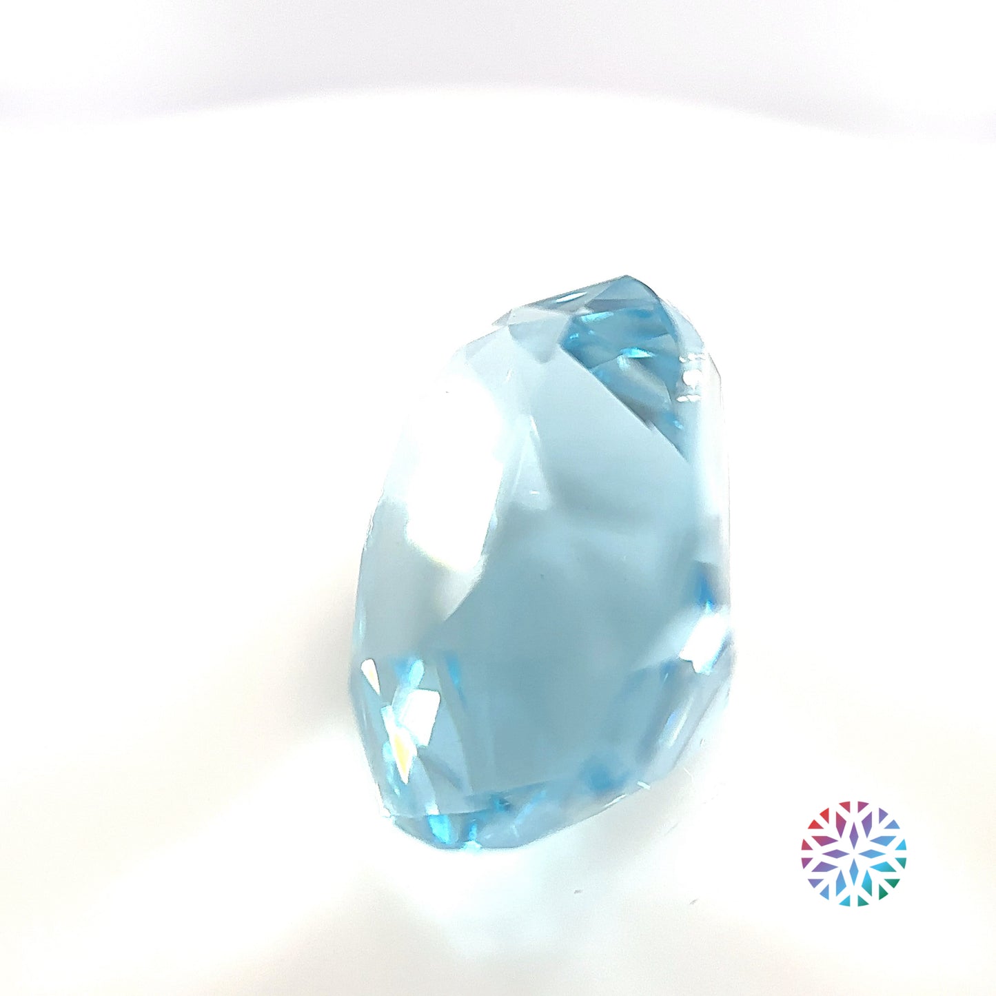 Aquamarine- Oval, 12.48ct, 17.0 x 12.7 x 9.8mm