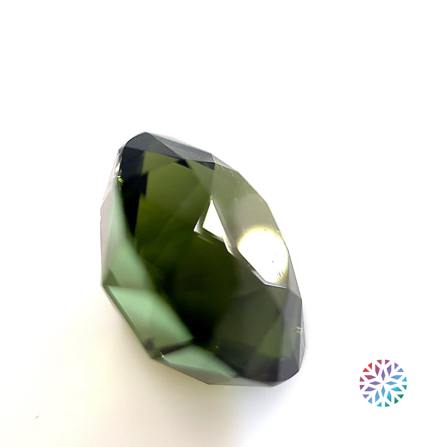 Green Tourmaline- Oval, 12.69ct, 15.4 x 13.6 x 9.9mm