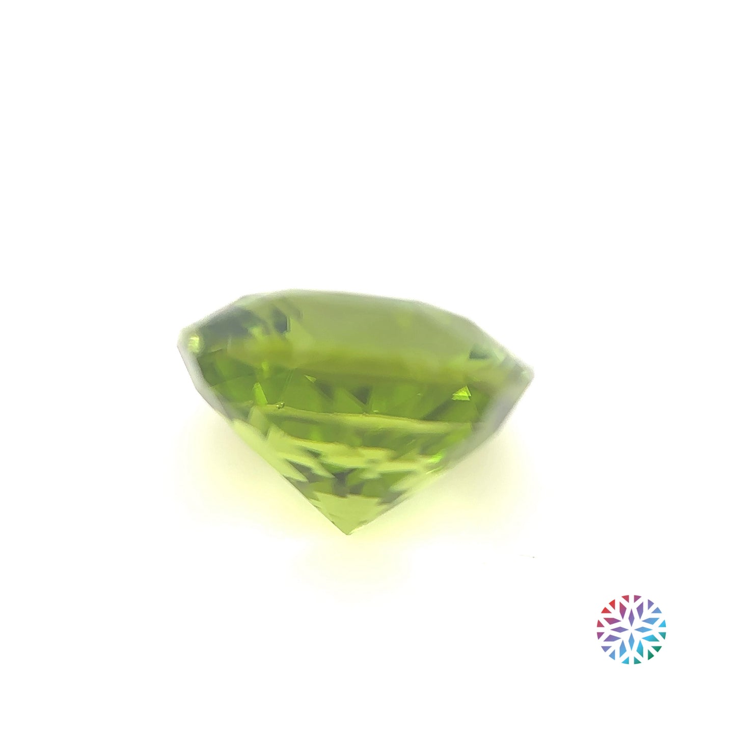 Peridot- Cushion, 7.4ct, 11.7 x 11.6 x 7.8mm