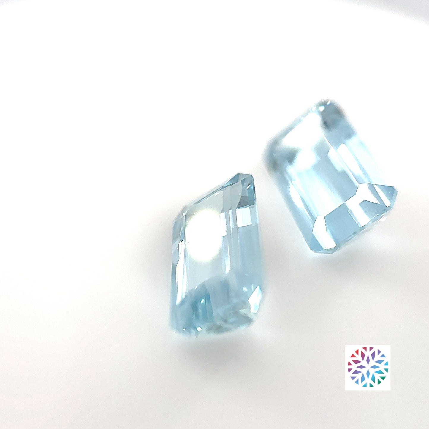 Aquamarine pair - Emerald, 3.07ct, 10.1 x 5.8mm