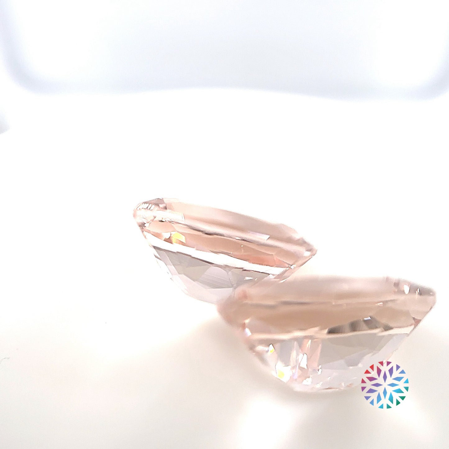 Pink Morganite pair - Cushion, 16.21ct, 15.0 x 11.0mm