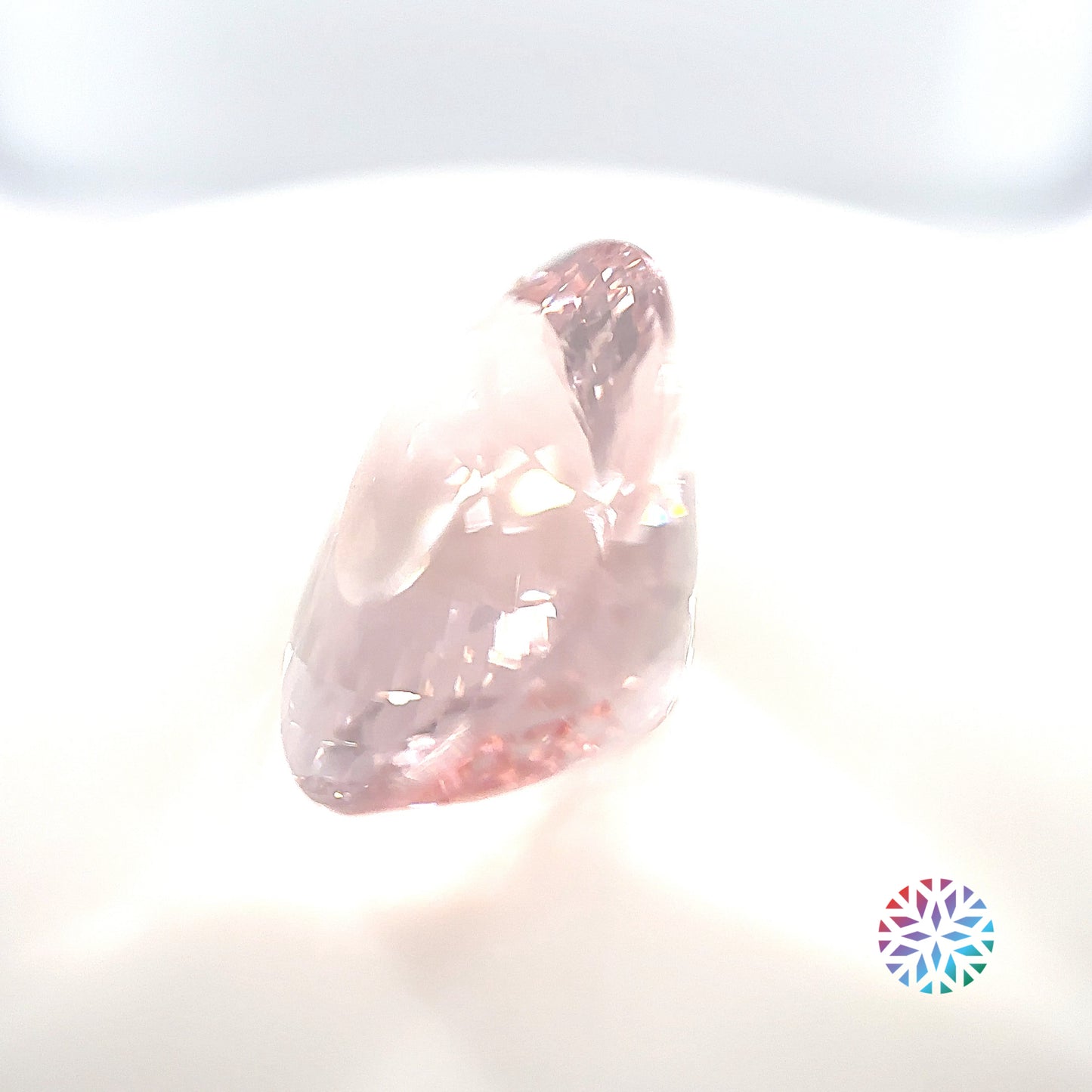 Pink Morganite- Oval, 22.02ct, 21.9 x 16.6 x 11.7mm