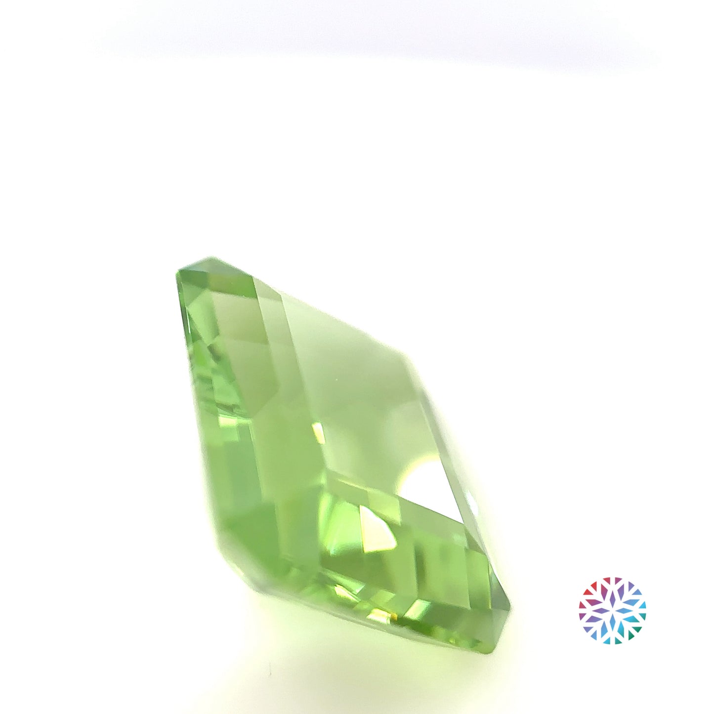 Peridot- Emerald, 10.12ct, 14.4 x 12.1 x 7.4mm