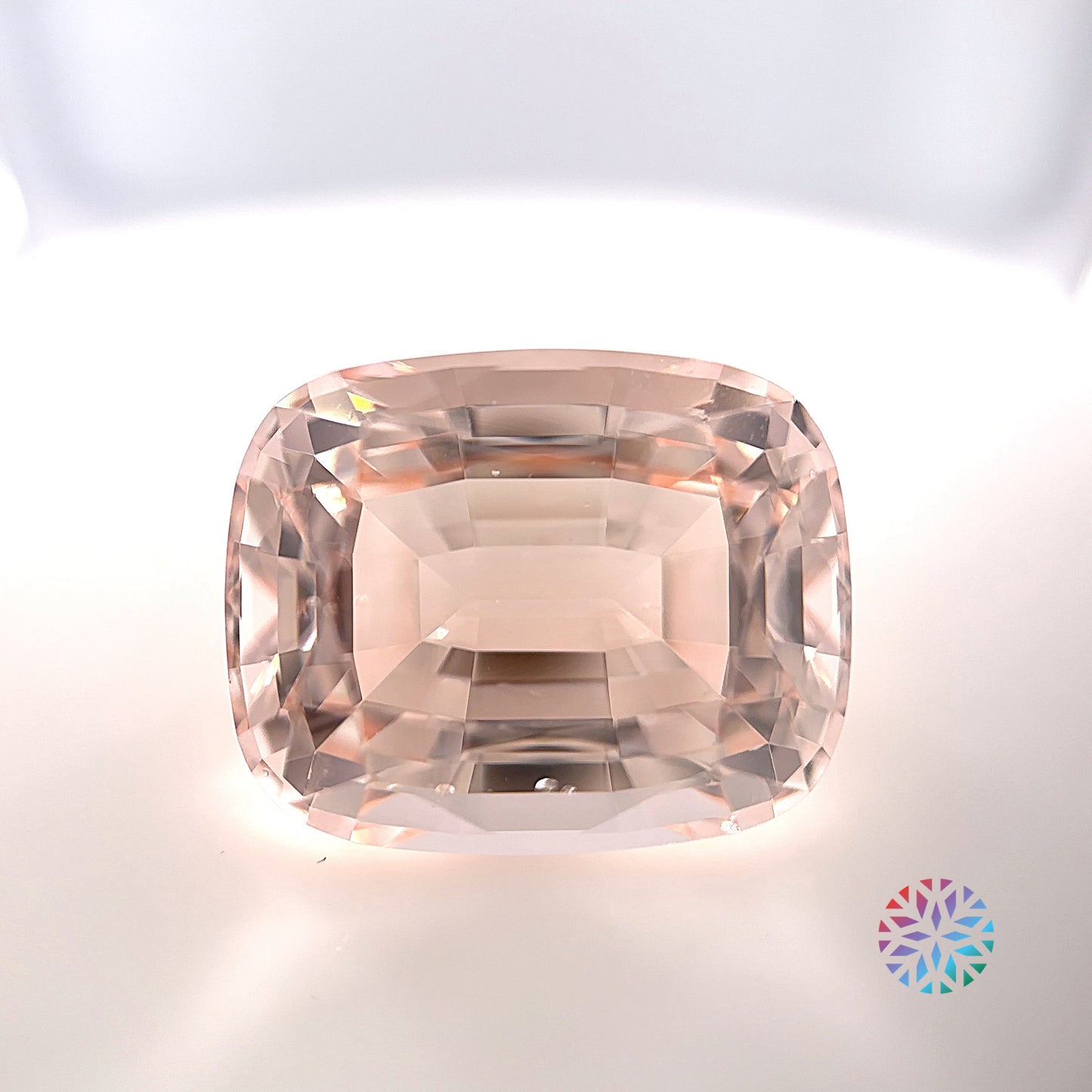 Apricot Morganite- Fancy, 15.24ct, 16.7 x 13.4 x 10.3mm