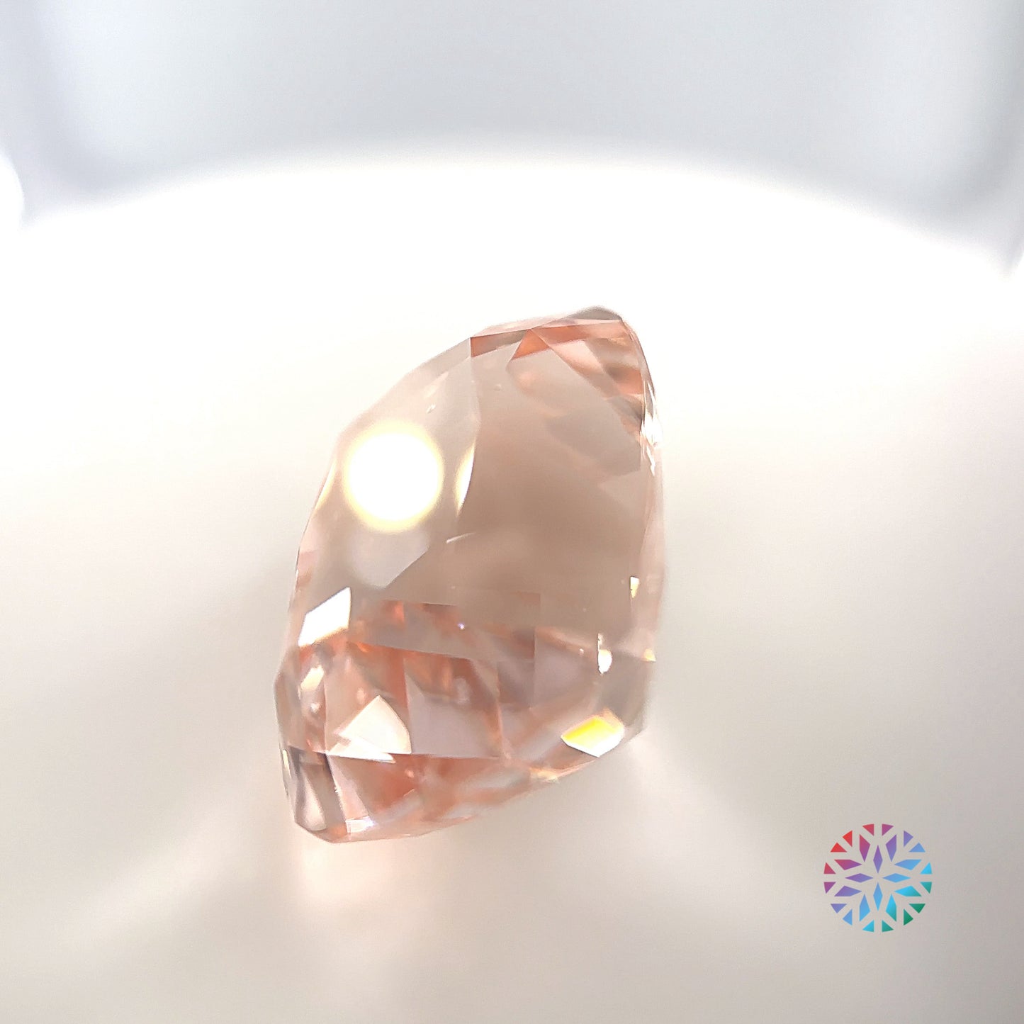 Apricot Morganite- Fancy, 15.24ct, 16.7 x 13.4 x 10.3mm