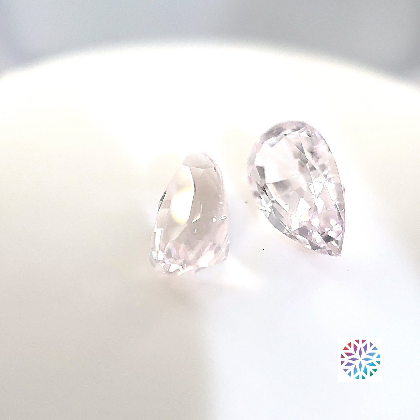 Pink Morganite pair - Pear, 5.99ct, 12.9 x 7.4 x 5.9mm