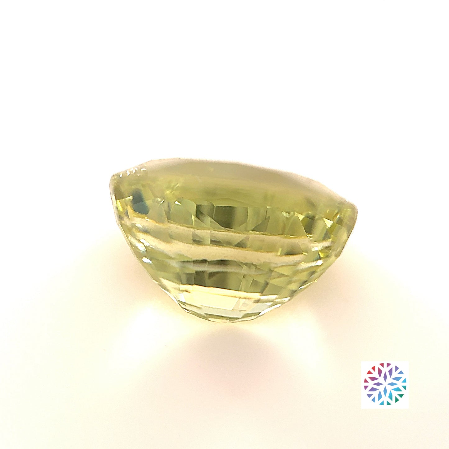 Chrysoberyl- Oval, 8.36ct, 12.4 x 10.3 x 7.7mm