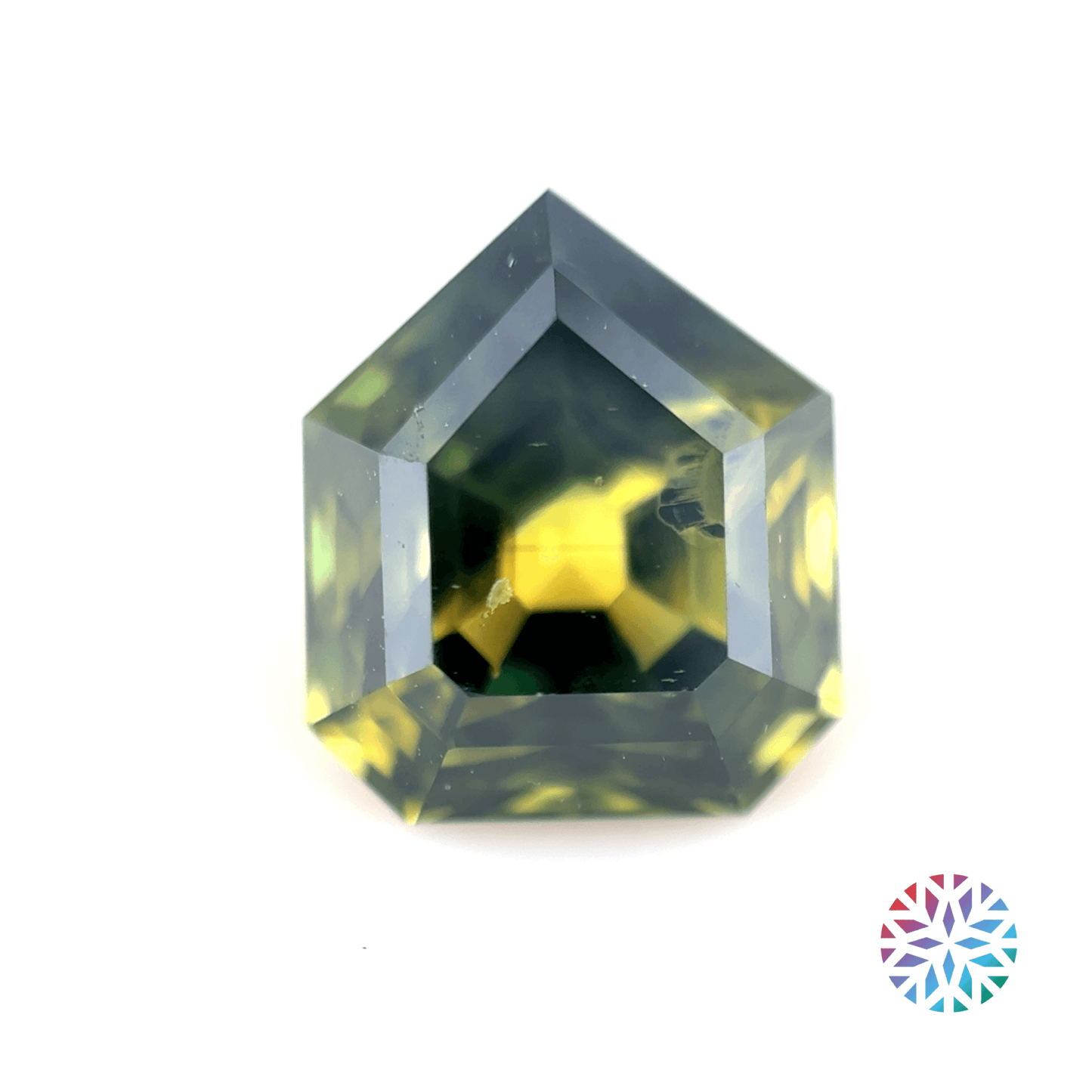 Parti Sapphire- Fancy, 2.80ct, 8.3 x 7.1 x 5.6mm
