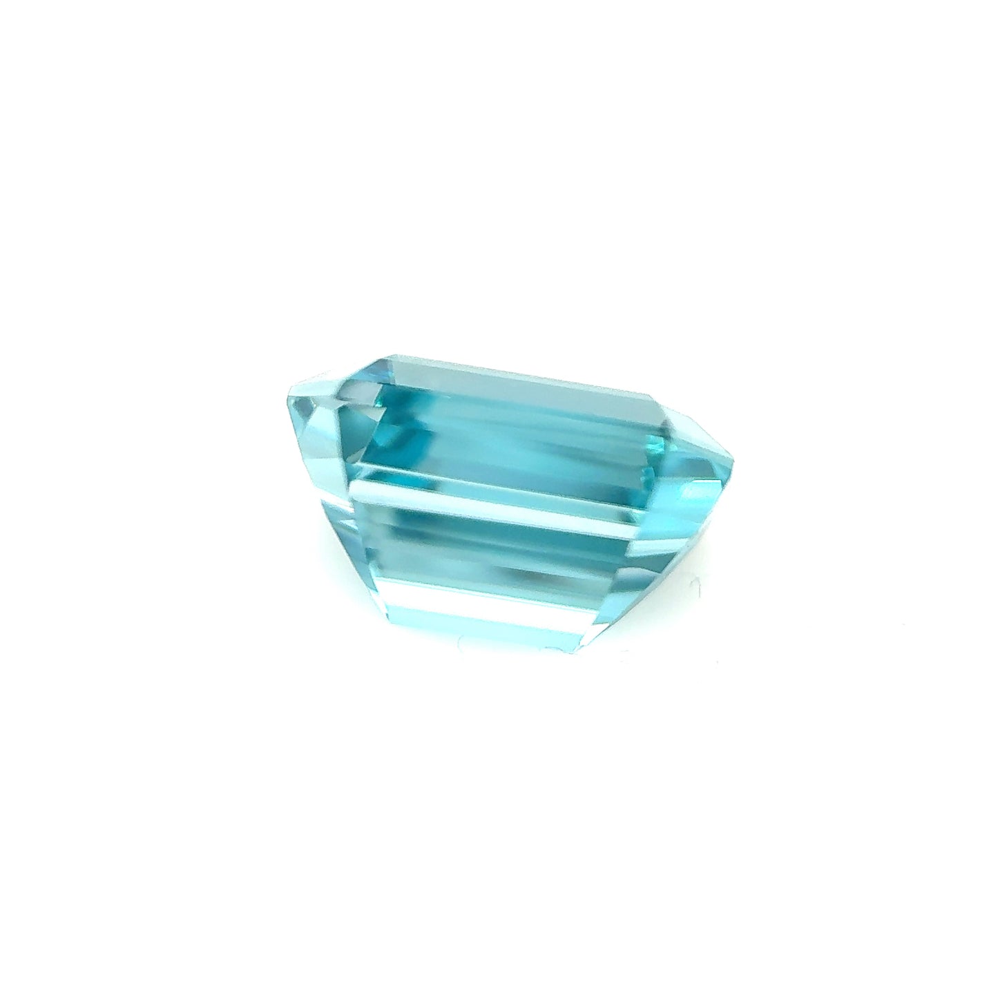 Blue Zircon- Emerald, 4.02ct, 9.9 x 5.8 x 5.8mm