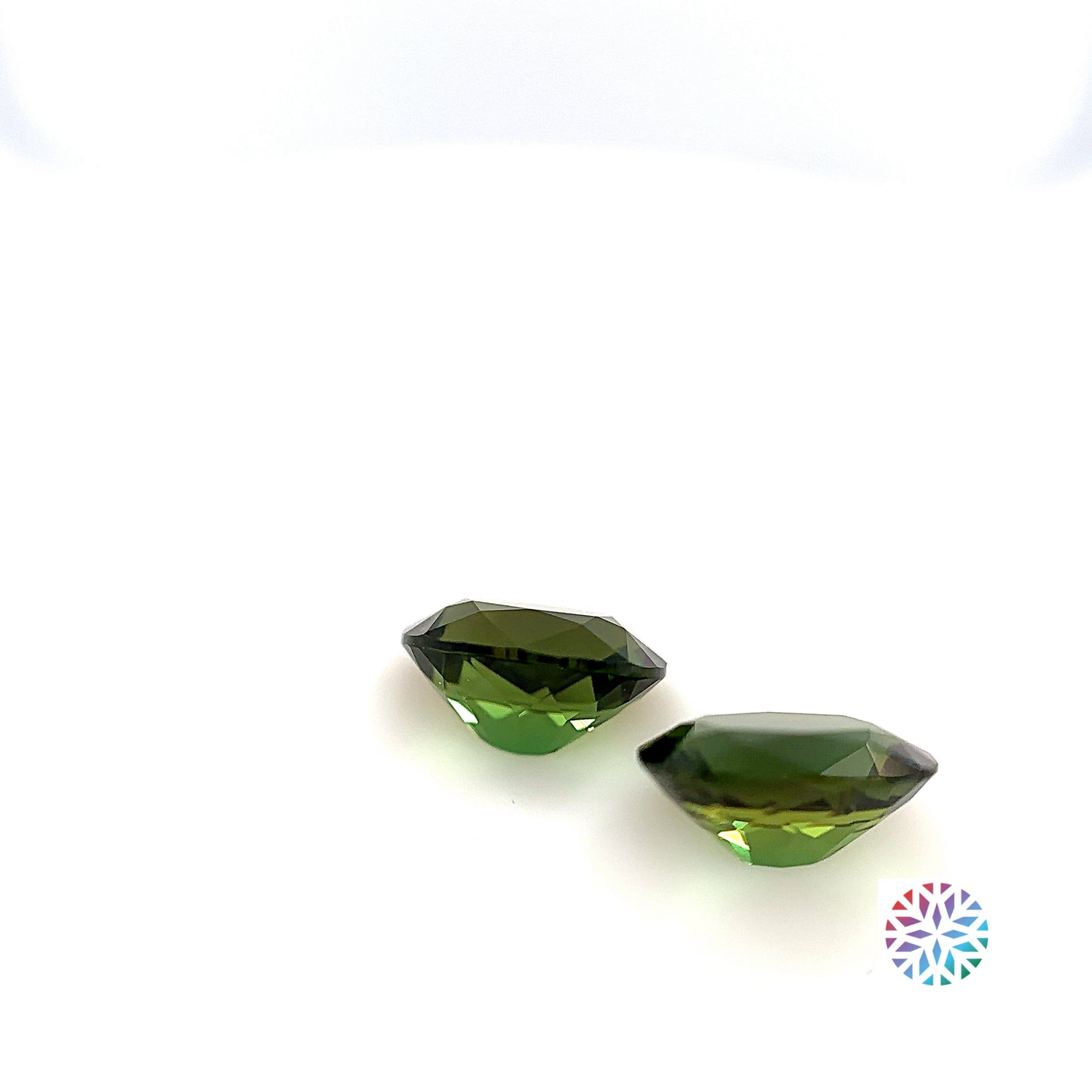 Chrome Tourmaline- Oval, 2.62ct, 8.2 x 6.3mm