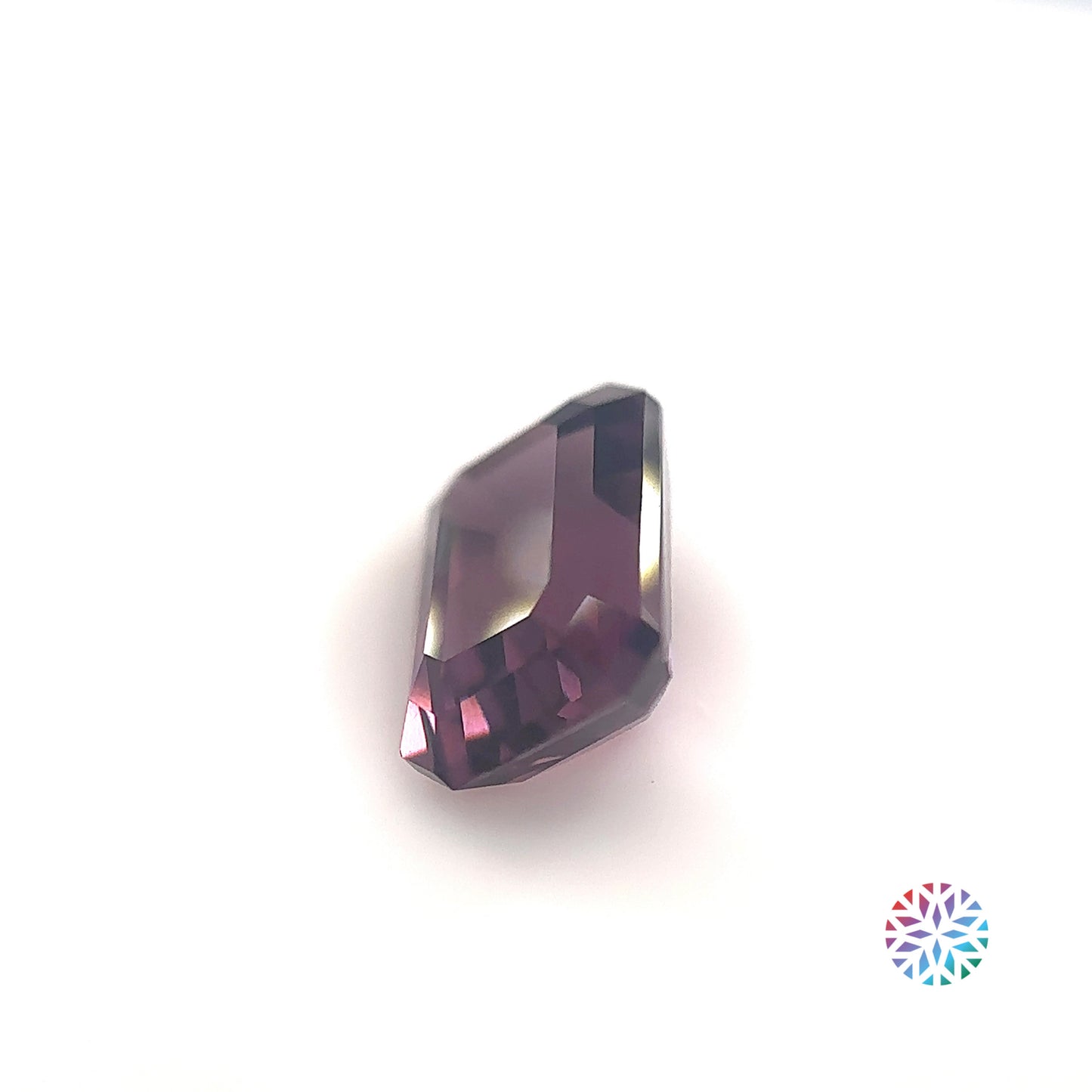 Mauve Spinel- Emerald, 3.58ct, 9.7 x 6.9 x 5.4mm