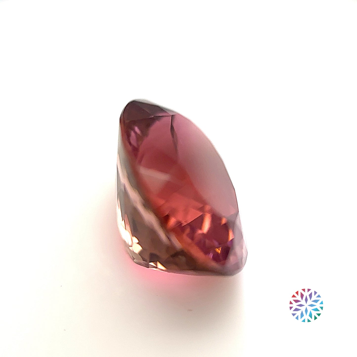 Pink Tourmaline- Oval, 5.48ct, 12.5 x 9.8 x 7.1mm